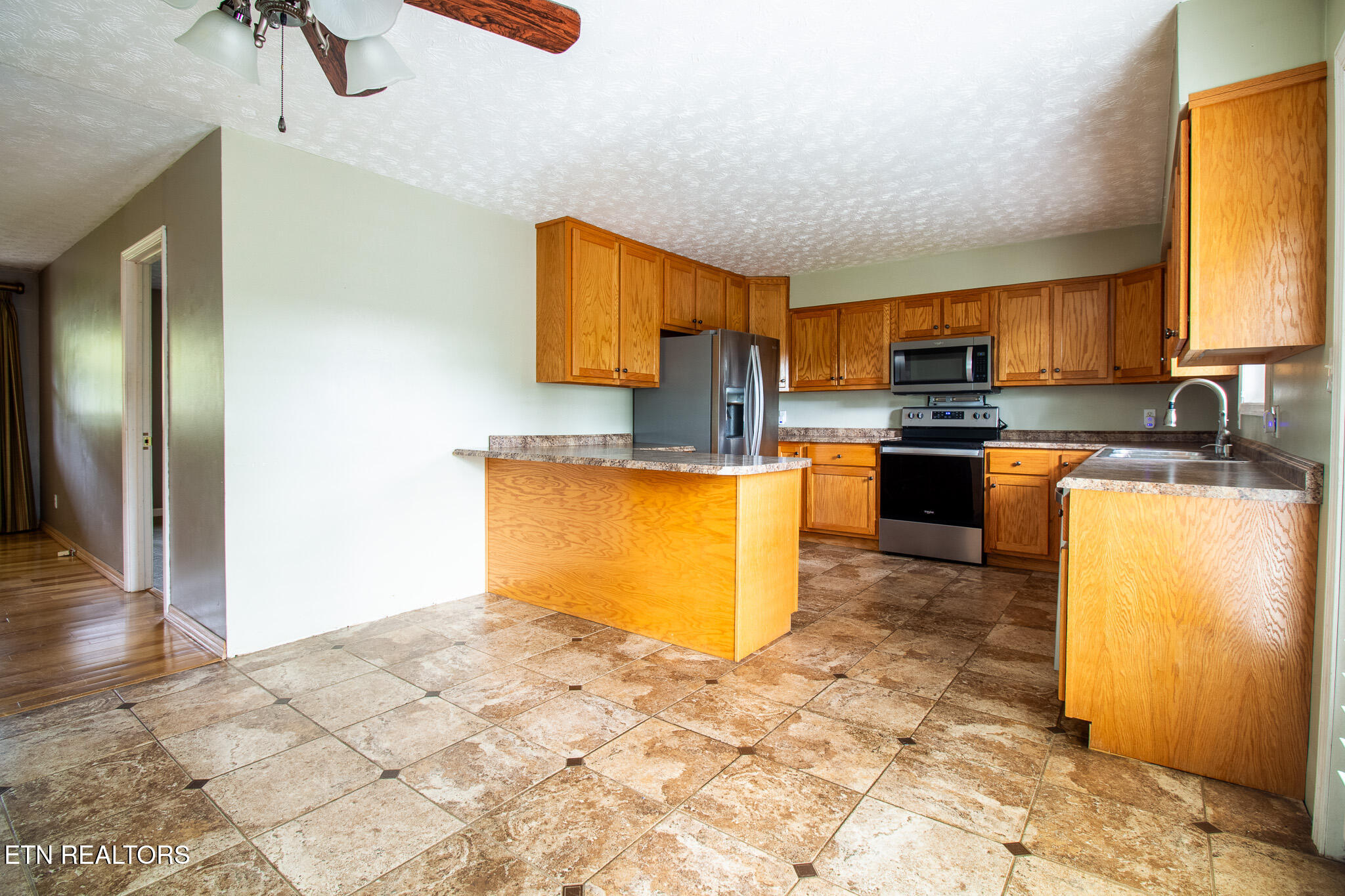 1642 N Charles G Seivers Boulevard Clinton TN 37716