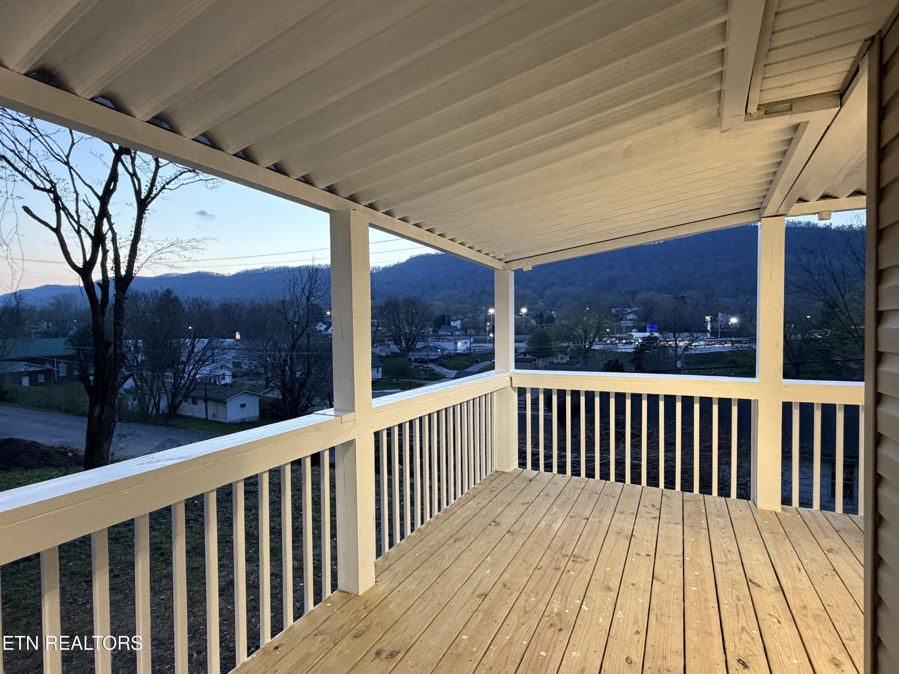 717 Cherry Street Lafollette TN 37766