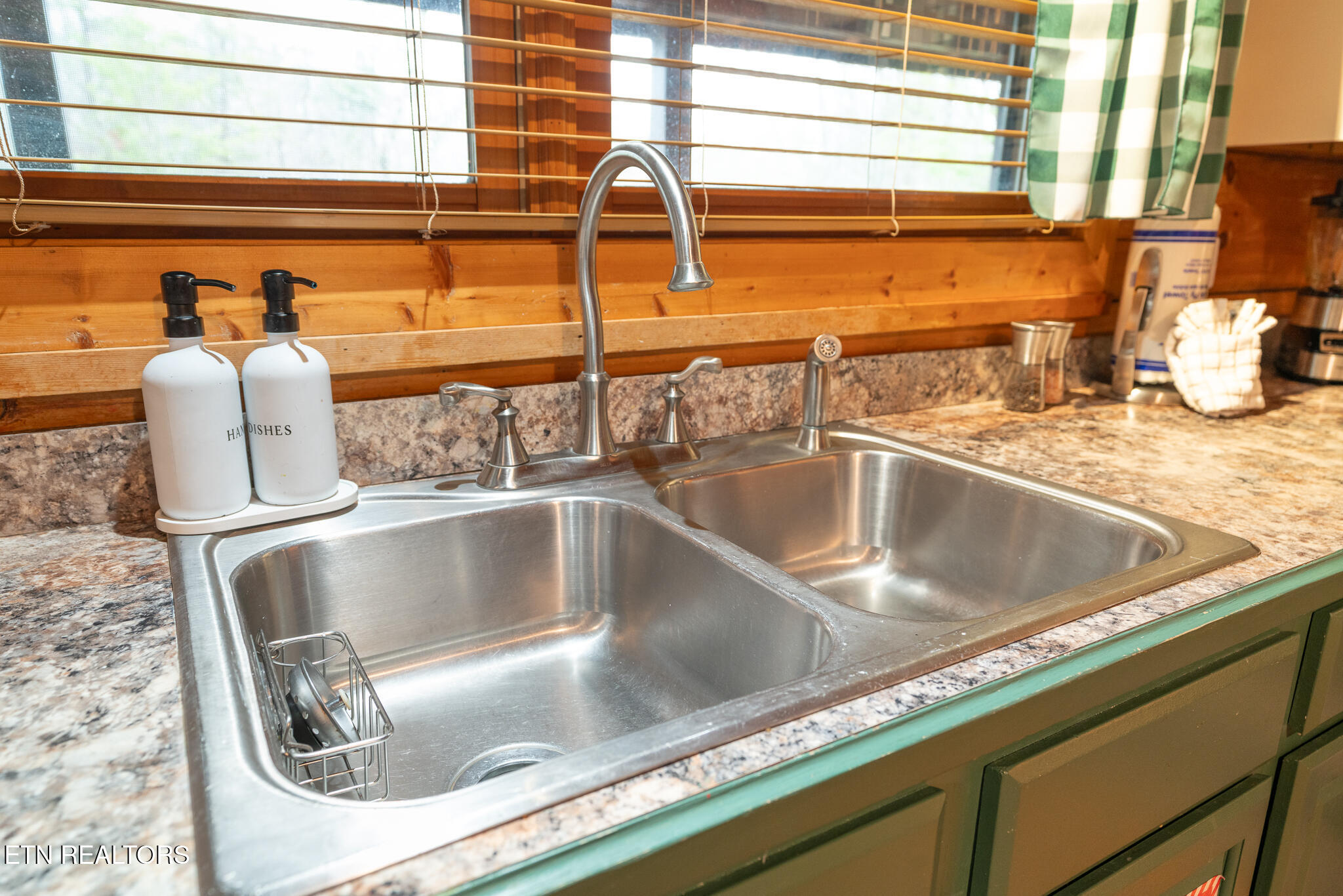 2806 Turkey Court Sevierville TN 37876