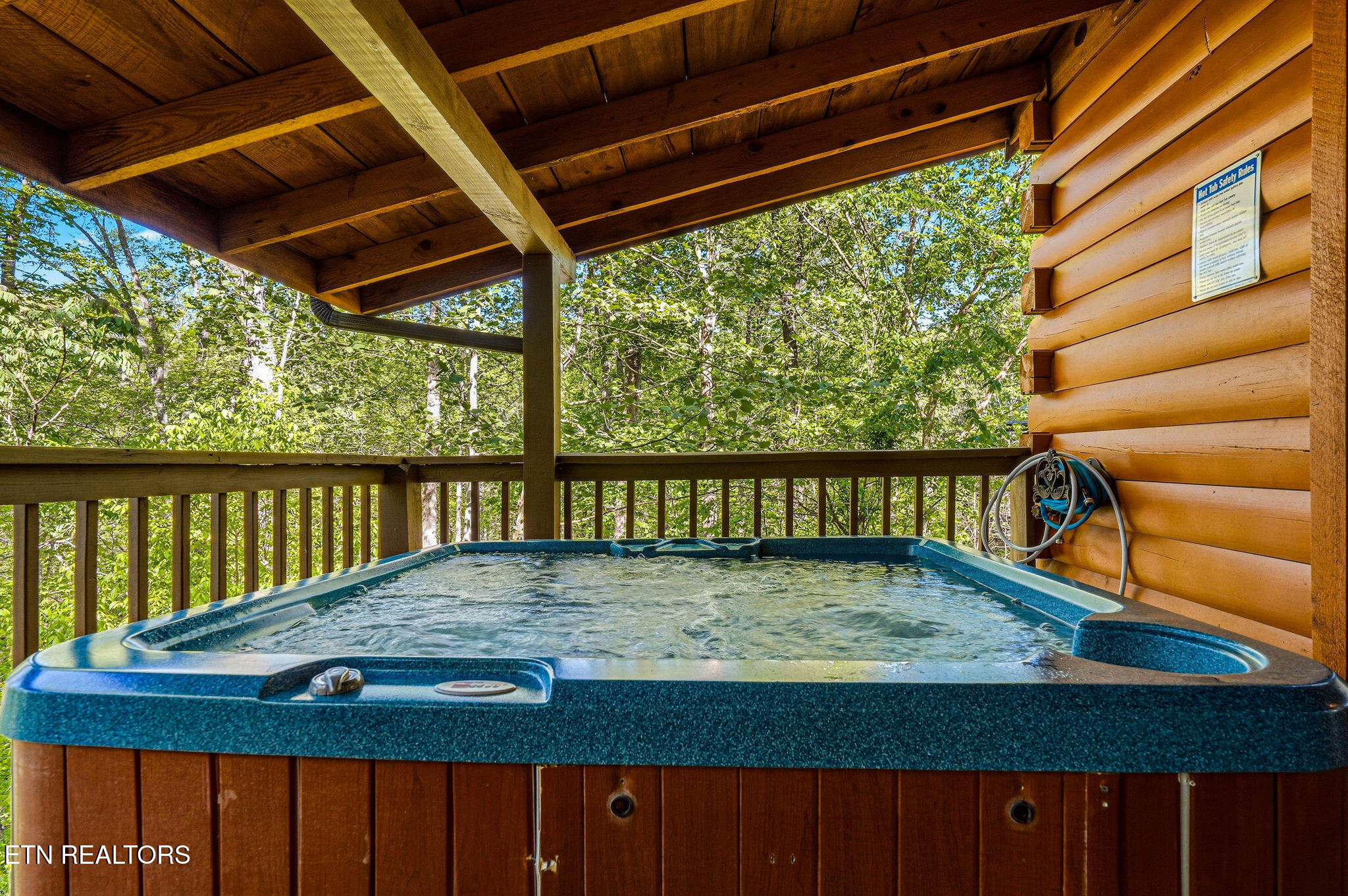 3201 Bear Country Way Sevierville TN 37876