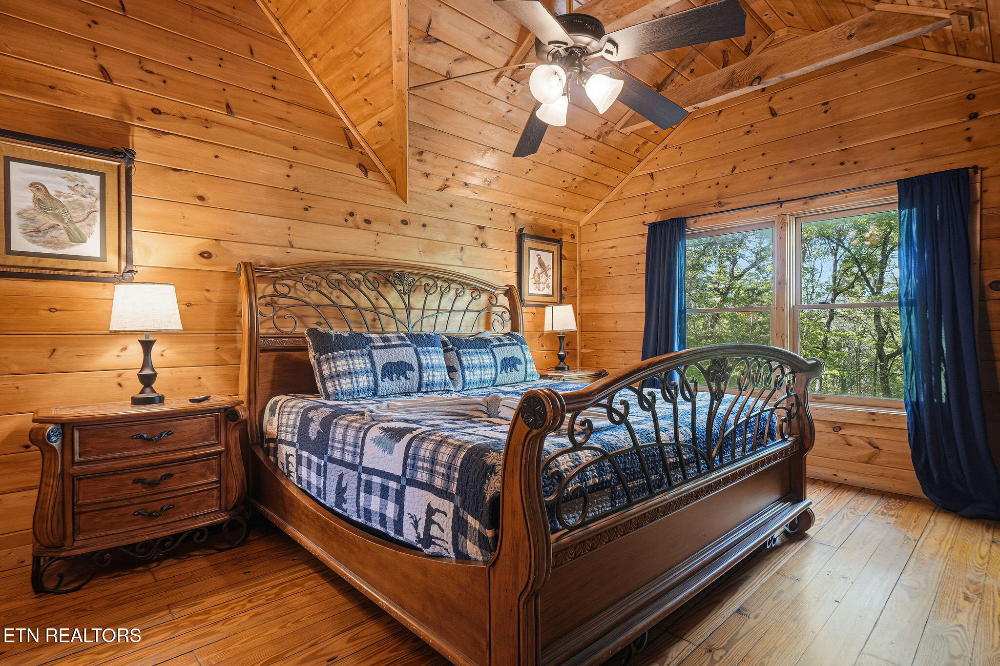 3201 Bear Country Way Sevierville TN 37876