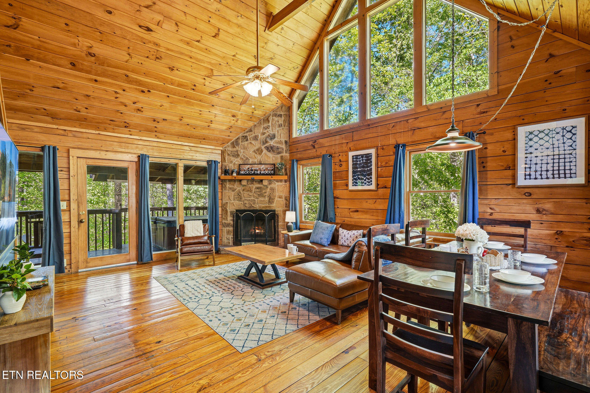 3201 Bear Country Way Sevierville TN 37876
