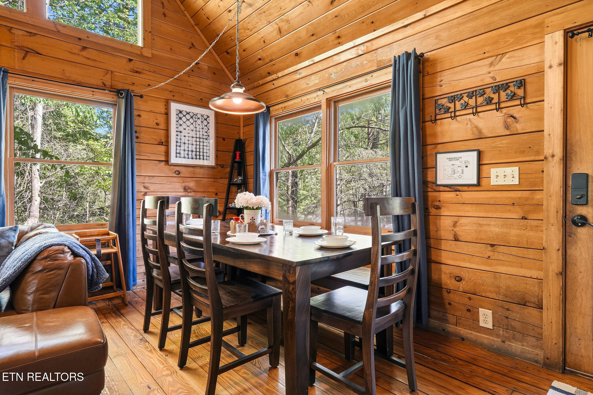 3201 Bear Country Way Sevierville TN 37876