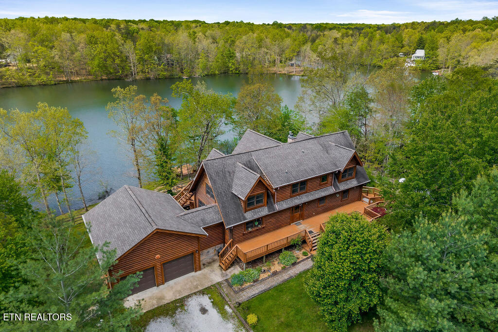 78 Emerald Place Monterey TN 38574