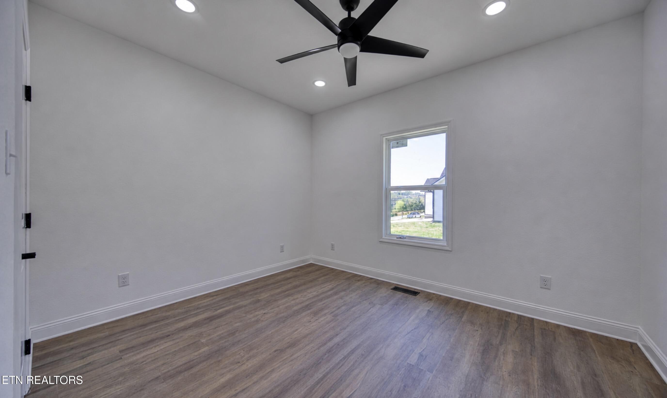 12595 Hickory Creek Road Lenoir City TN 37771