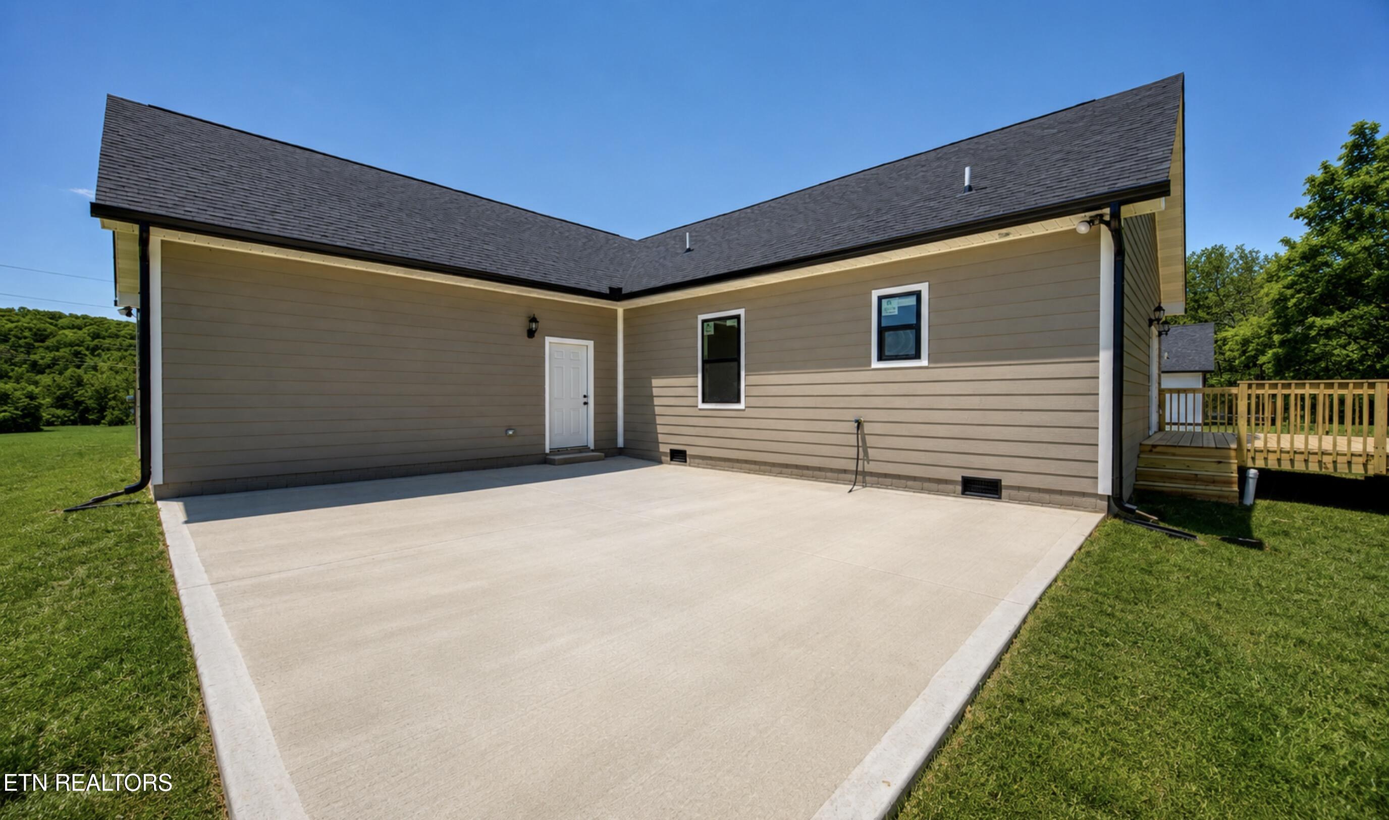 12595 Hickory Creek Road Lenoir City TN 37771
