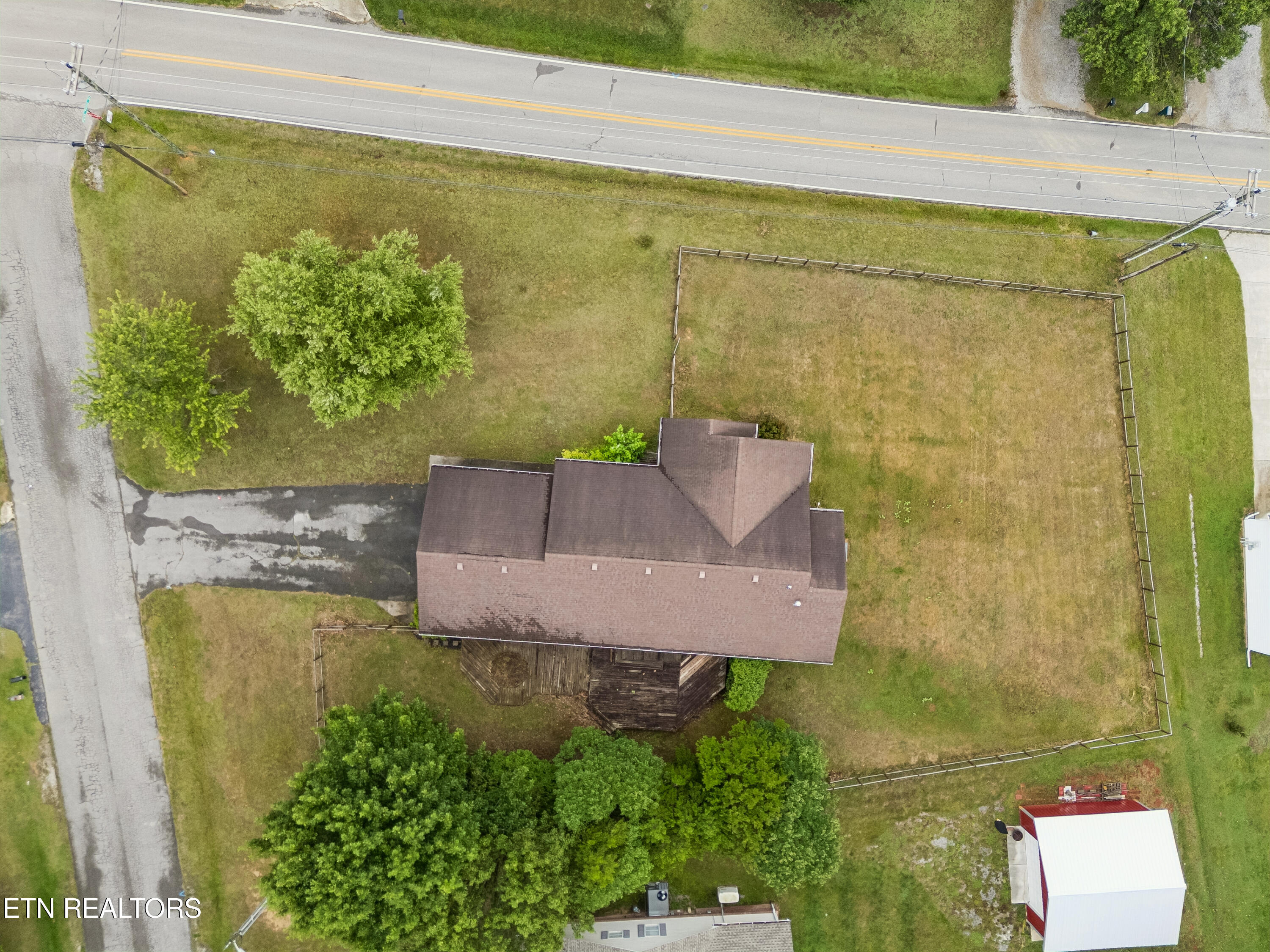 2804 Paran Pointe Dr Drive Cookeville TN 38506