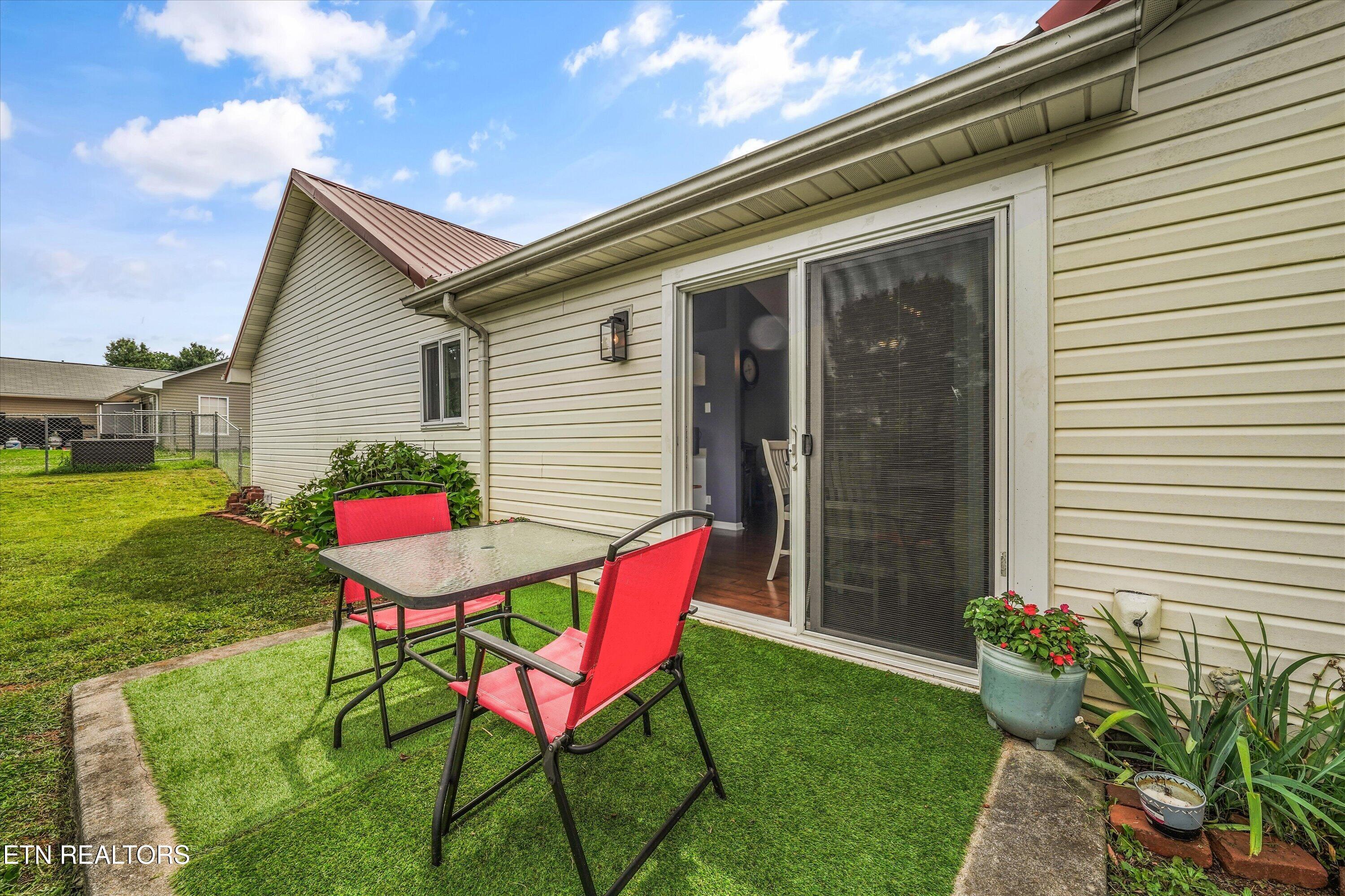 234 Old Clover Hill Road Maryville TN 37803