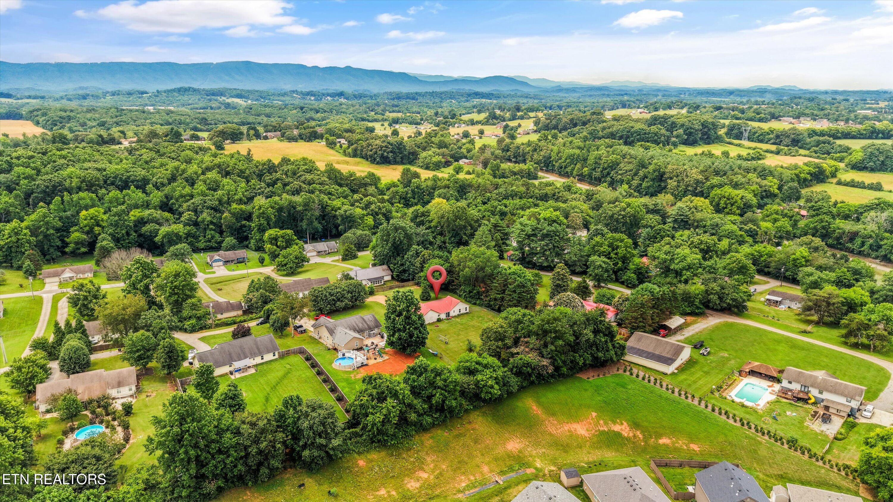 234 Old Clover Hill Road Maryville TN 37803