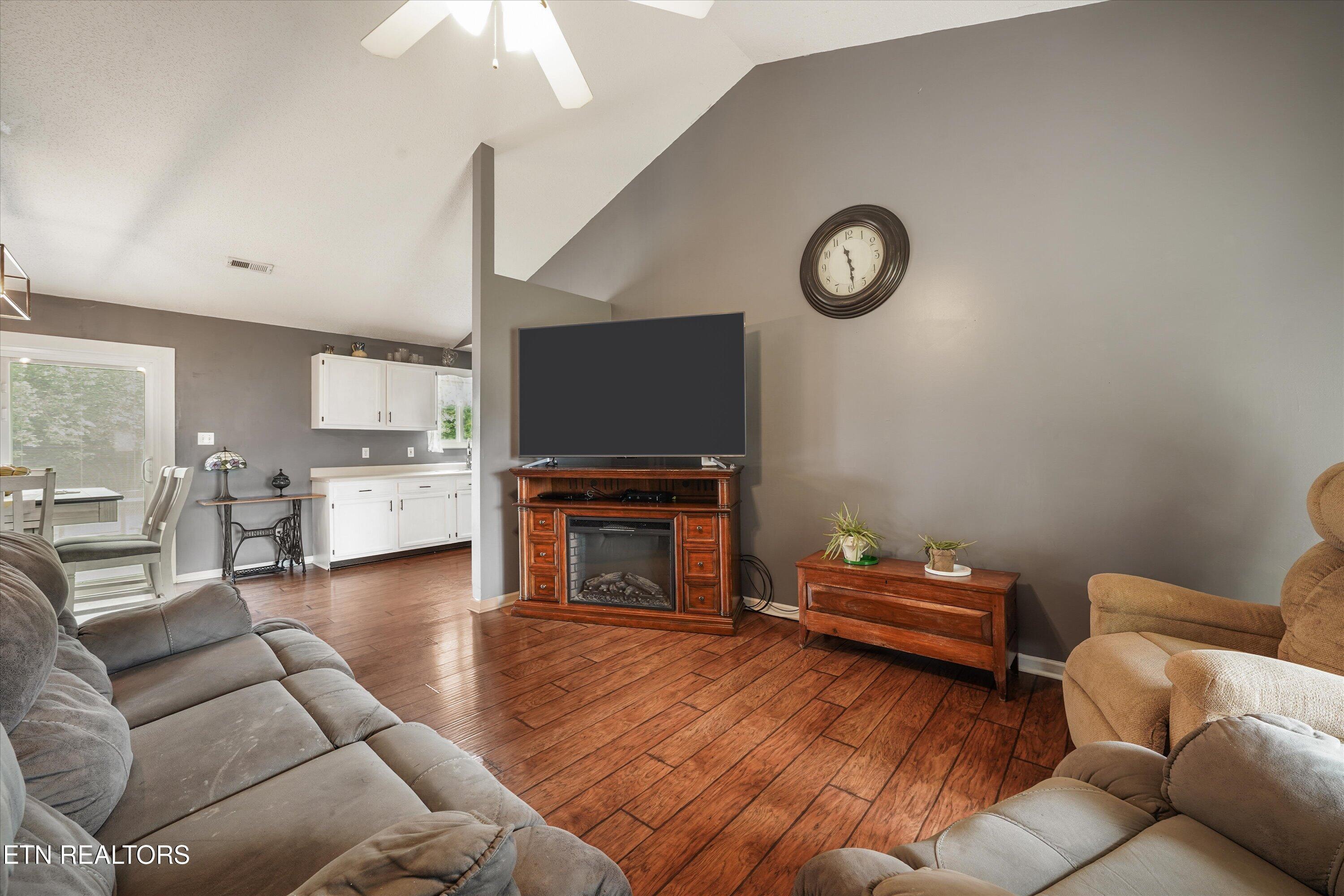 234 Old Clover Hill Road Maryville TN 37803
