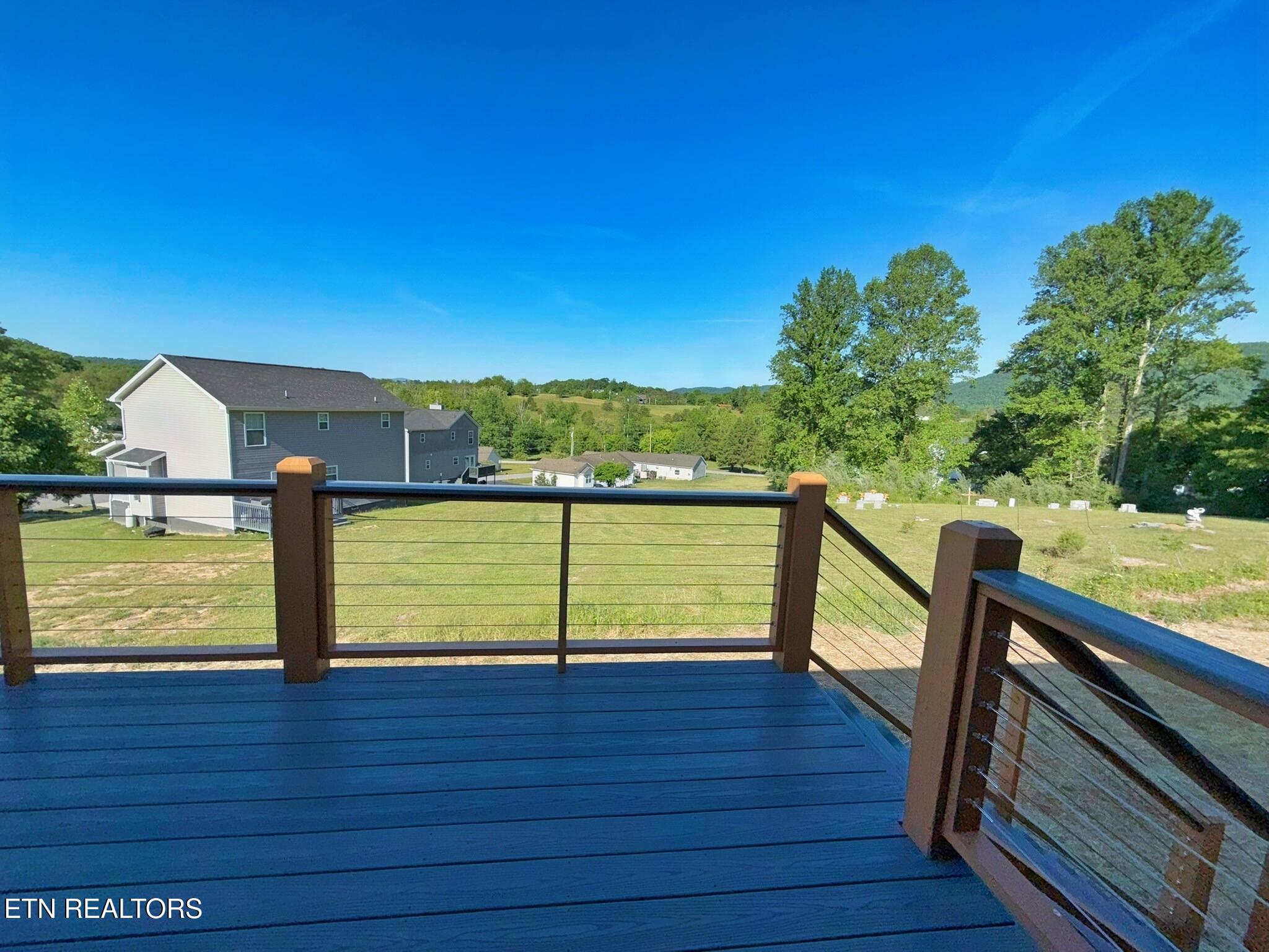 398 Glade Springs Road Lafollette TN 37766