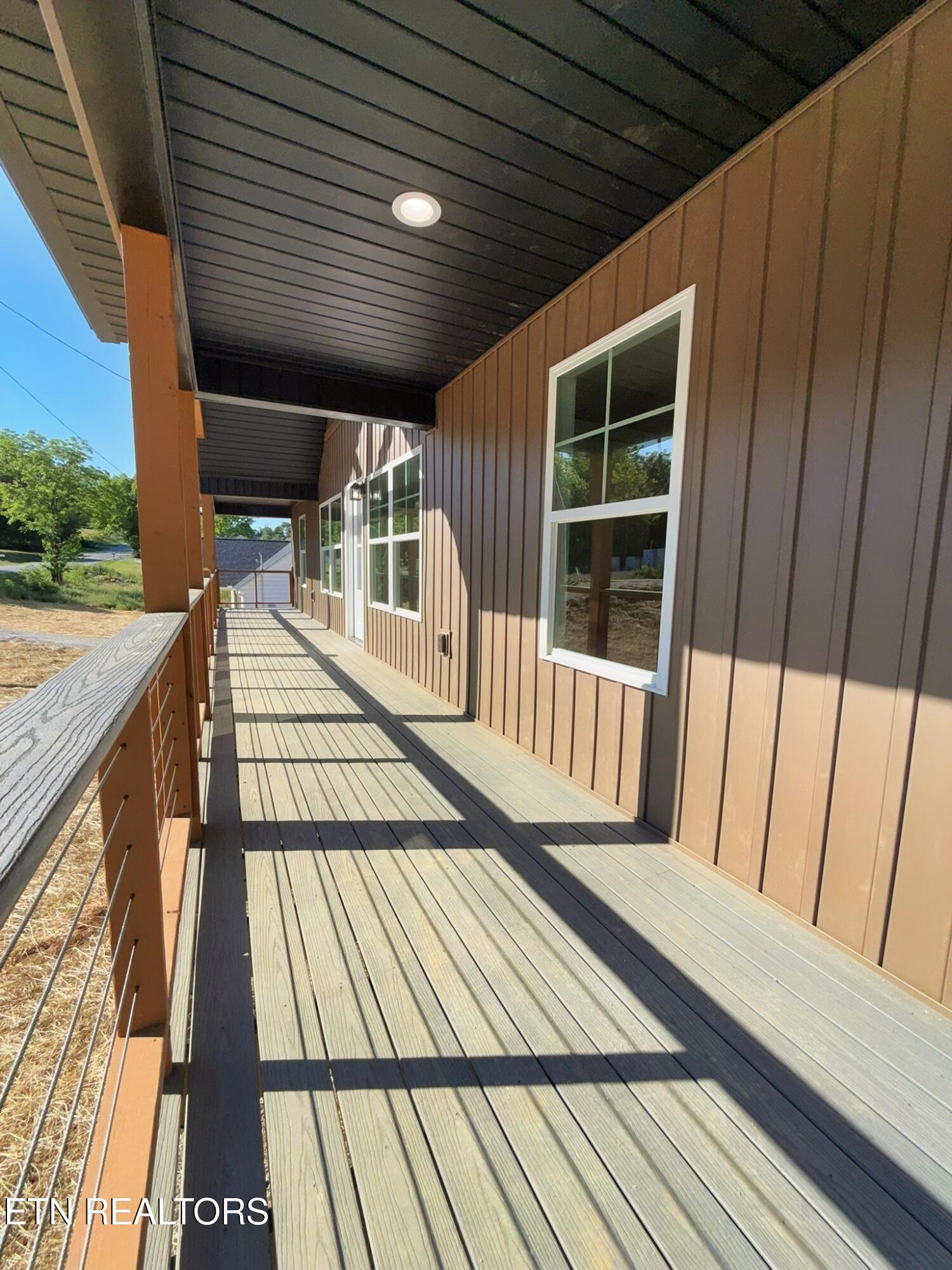 398 Glade Springs Road Lafollette TN 37766