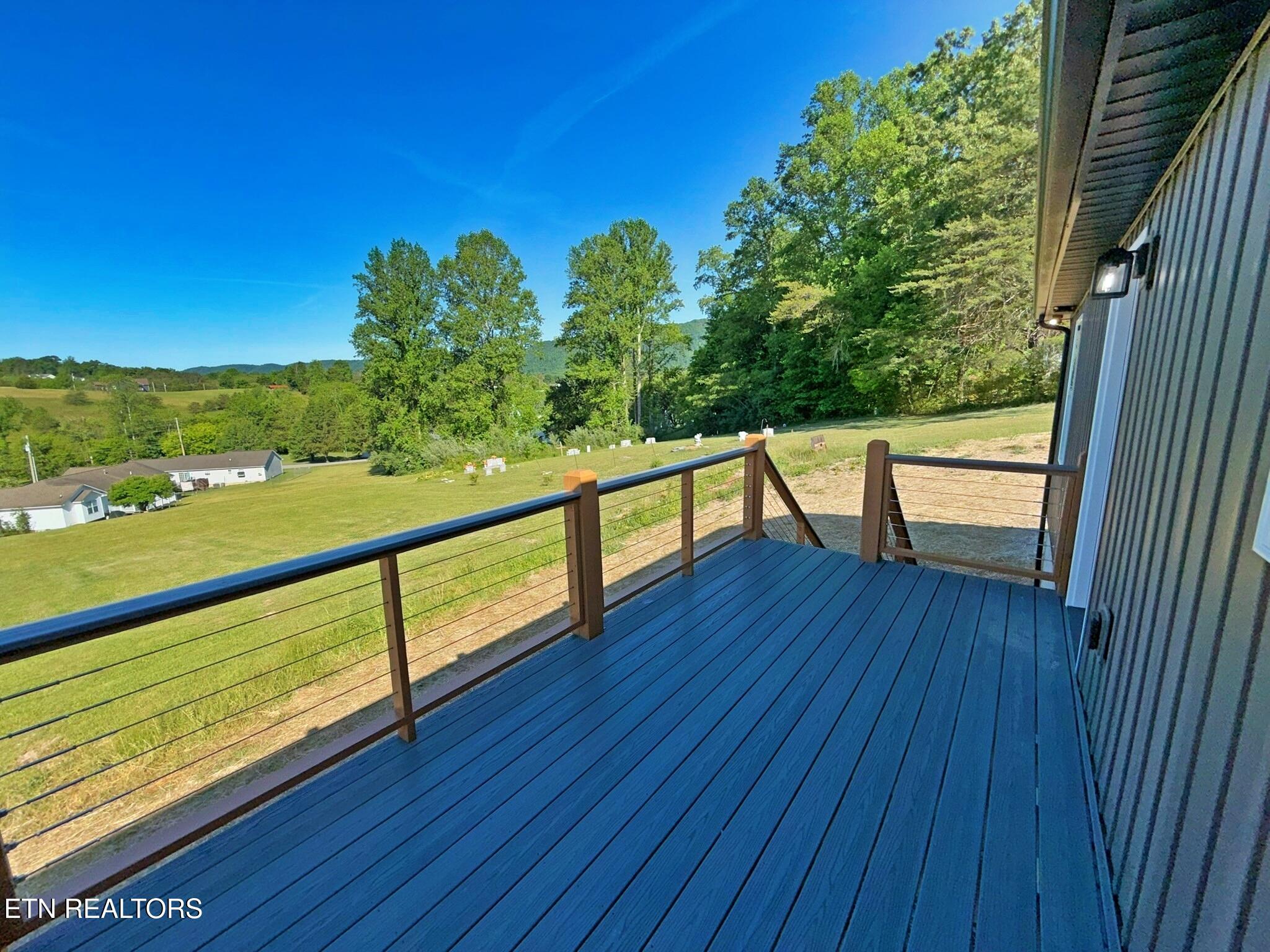 398 Glade Springs Road Lafollette TN 37766