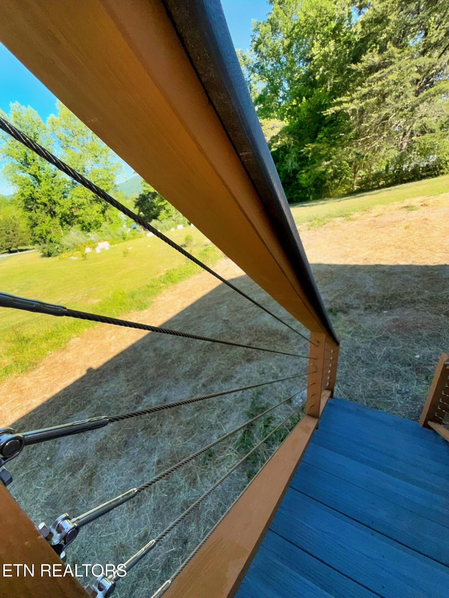 398 Glade Springs Road Lafollette TN 37766