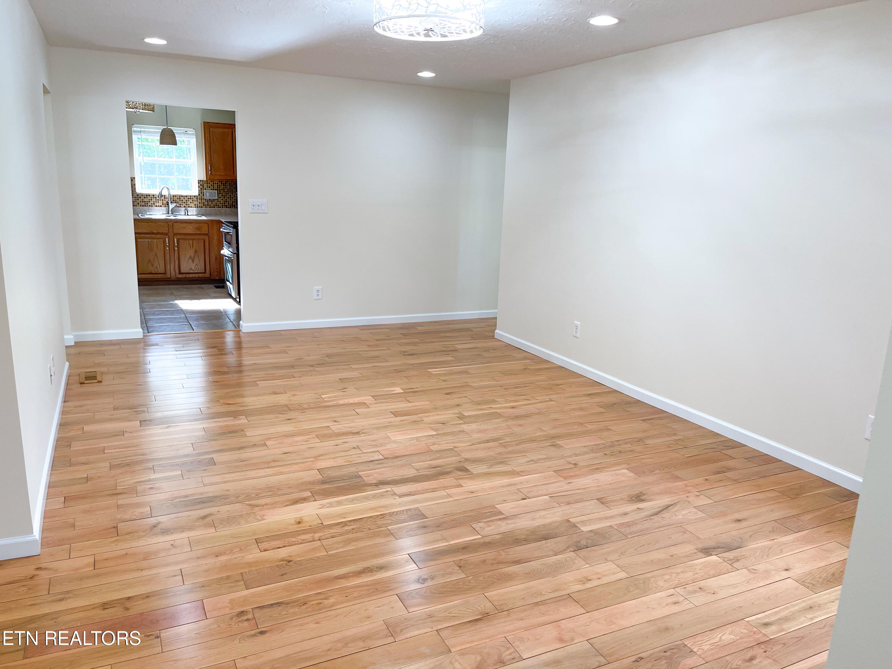 457 Shady Road Oliver Springs TN 37840