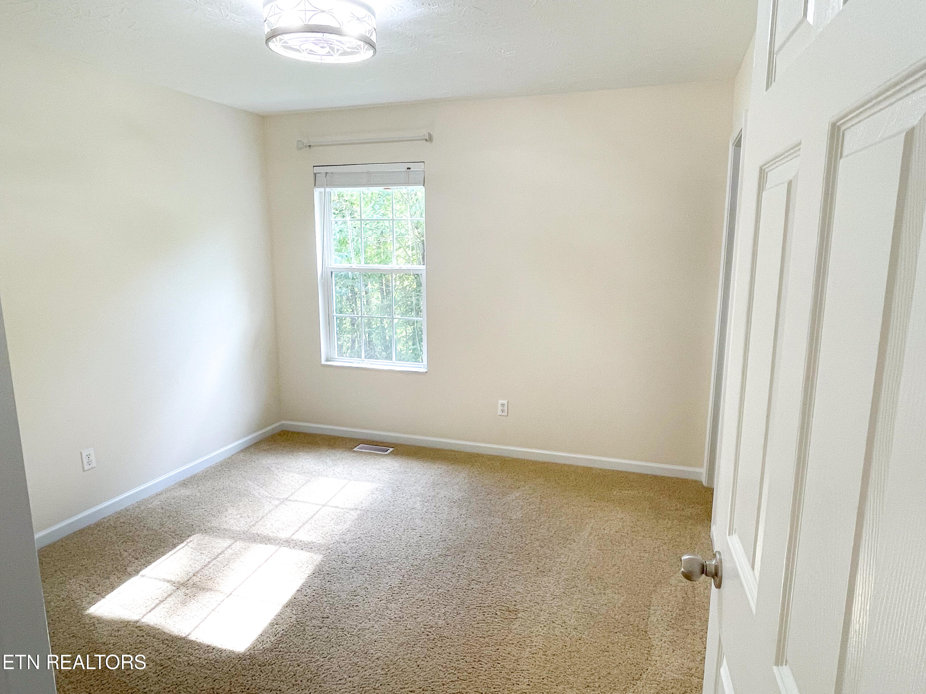 457 Shady Road Oliver Springs TN 37840