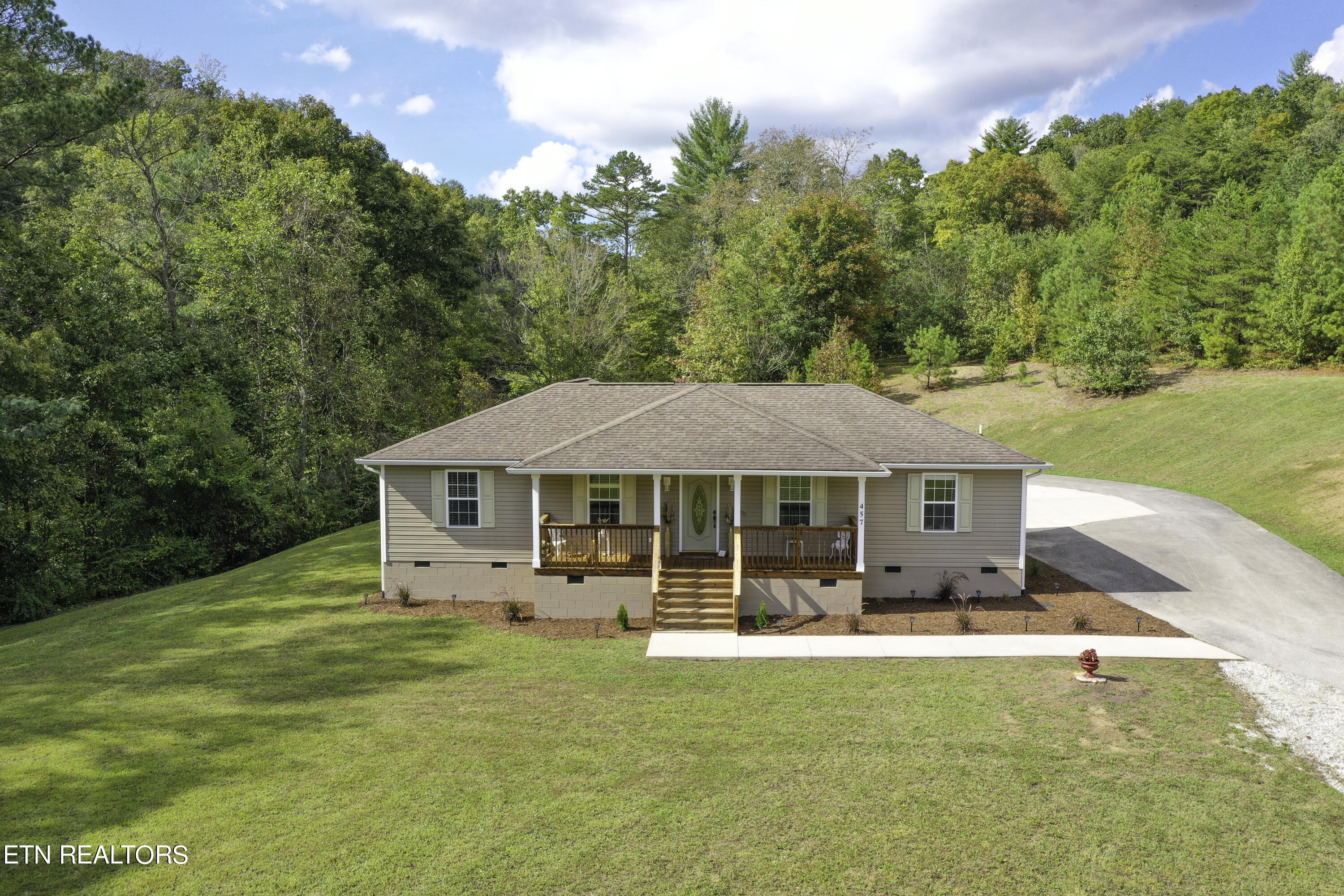 457 Shady Road Oliver Springs TN 37840