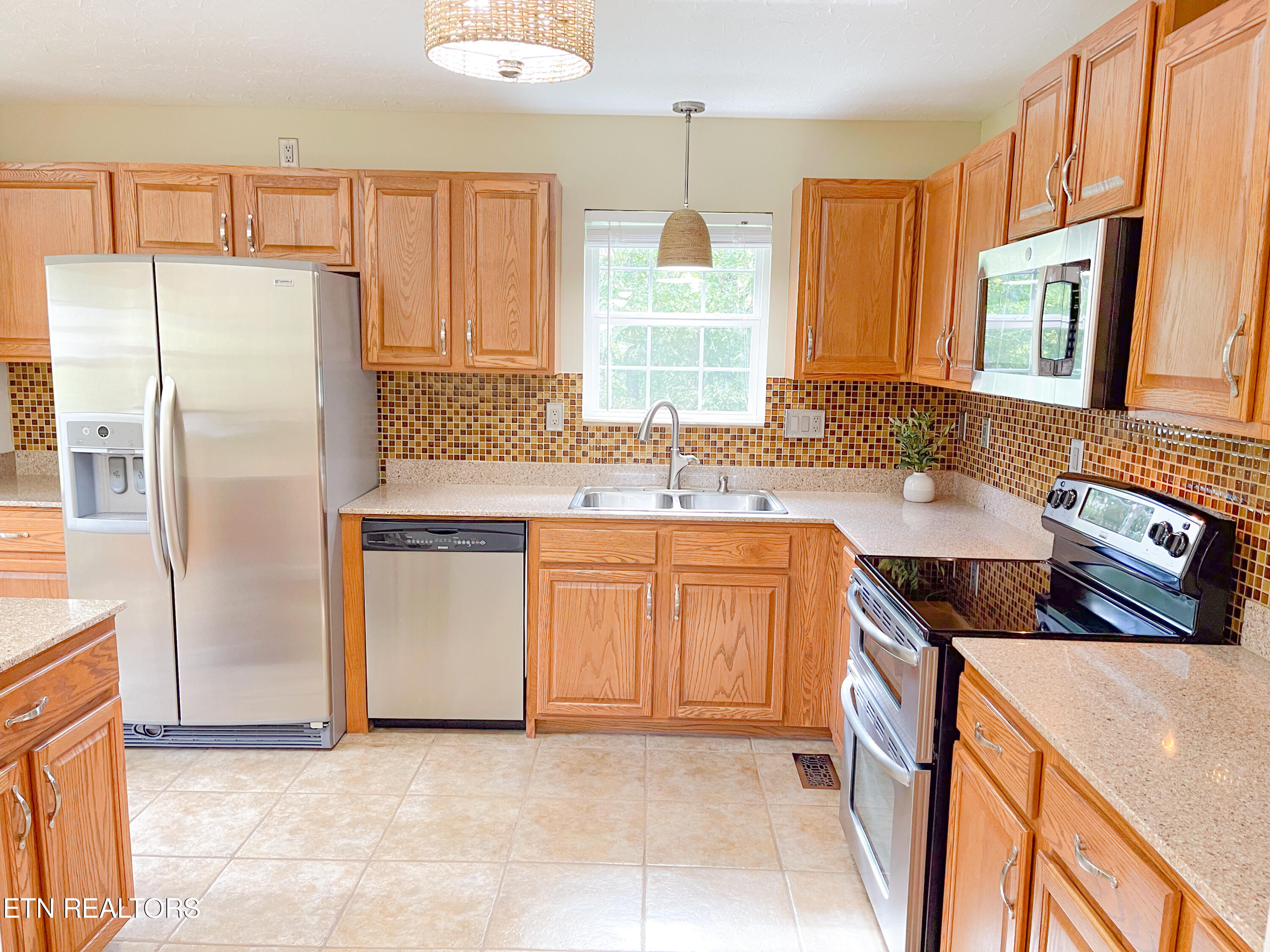 457 Shady Road Oliver Springs TN 37840