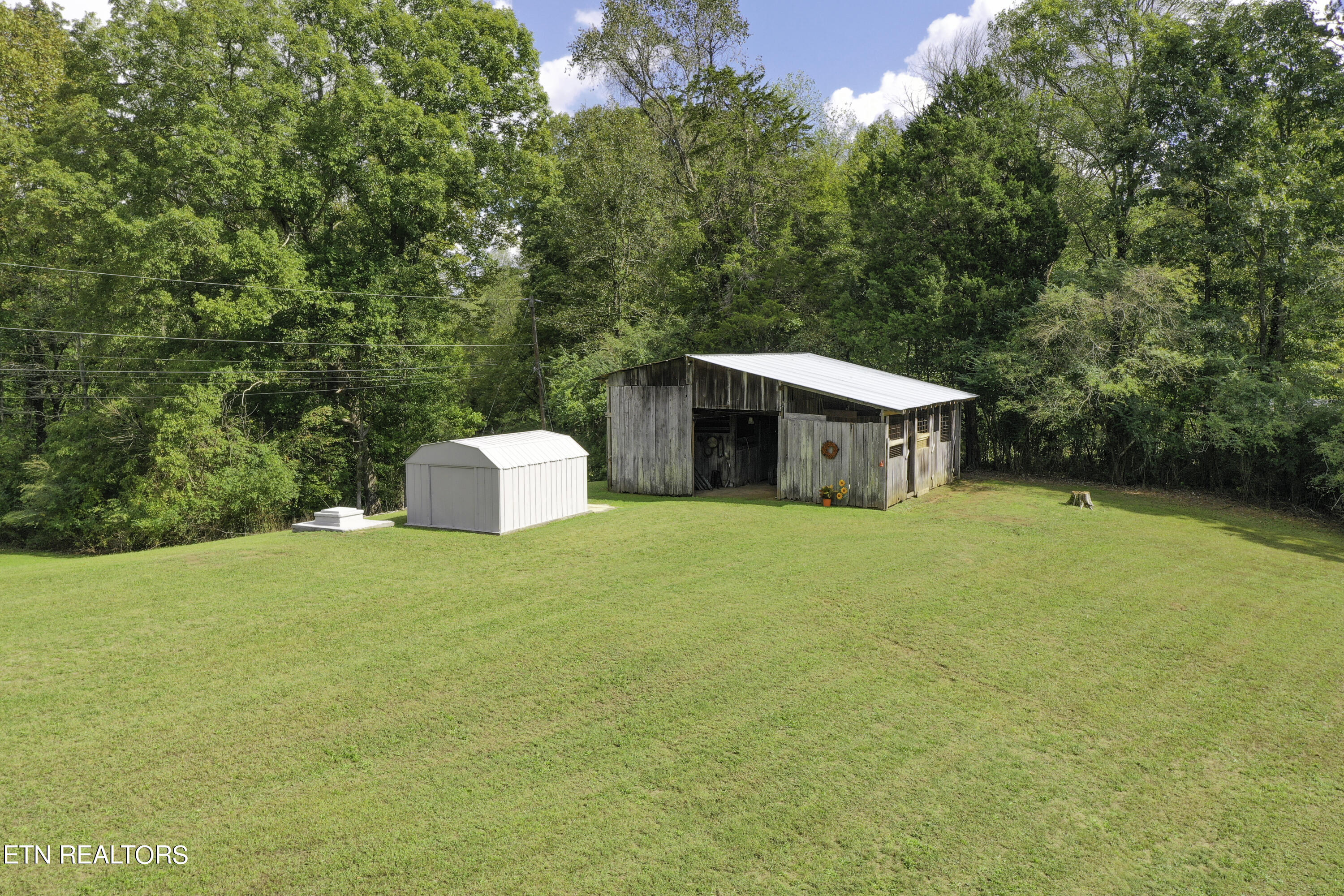 457 Shady Road Oliver Springs TN 37840