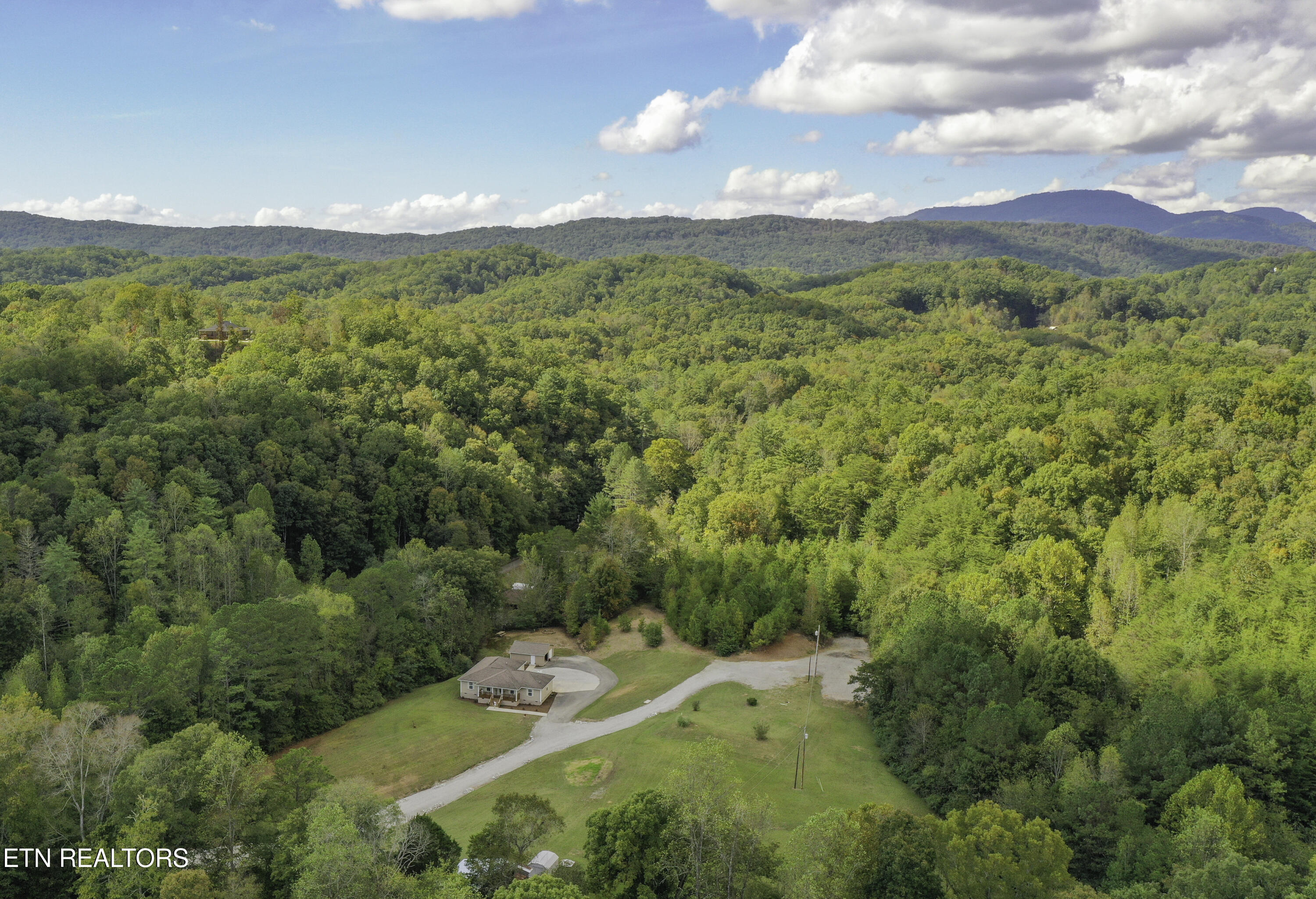 457 Shady Road Oliver Springs TN 37840