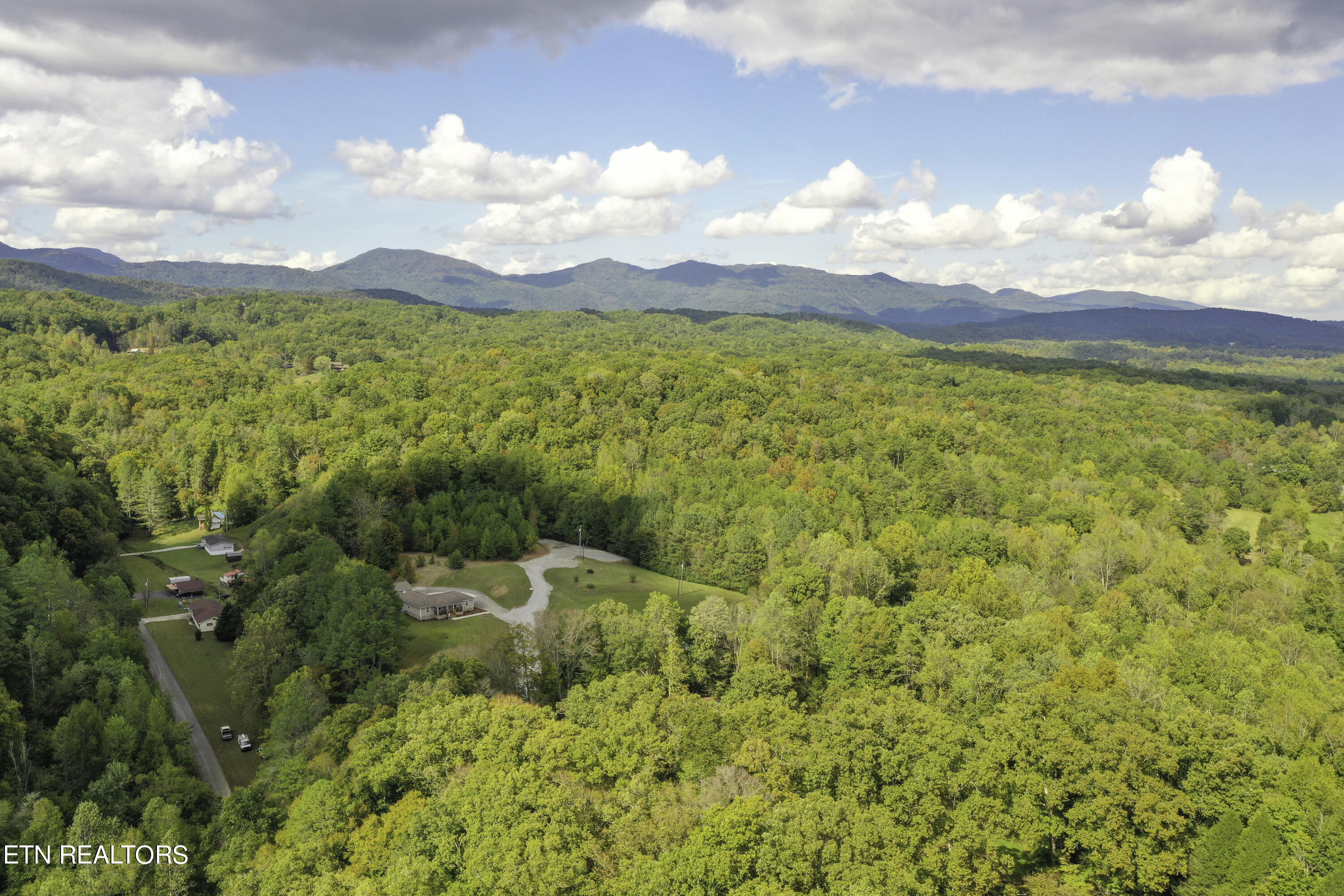 457 Shady Road Oliver Springs TN 37840