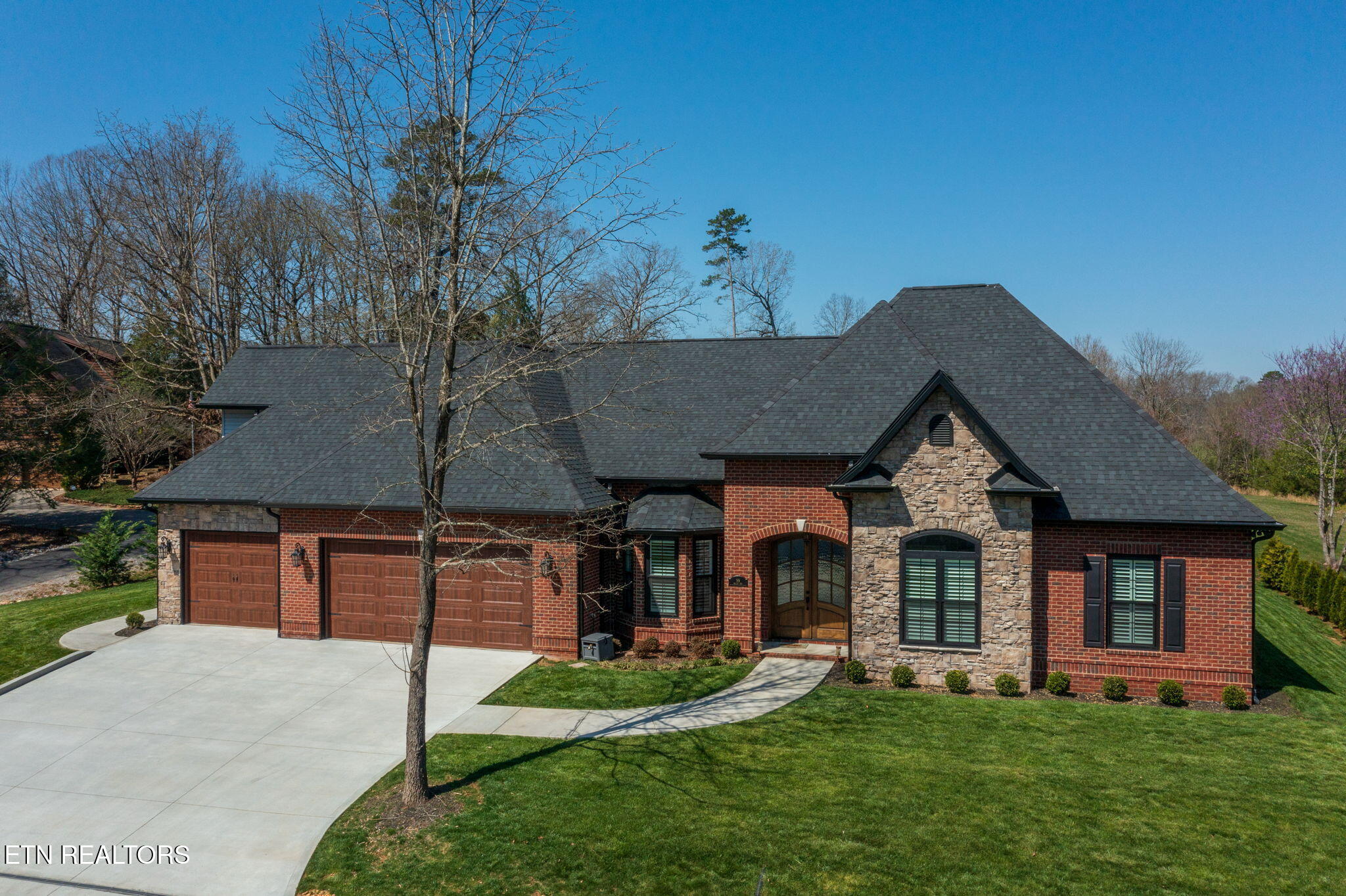 99 Walosi Way Loudon TN 37774