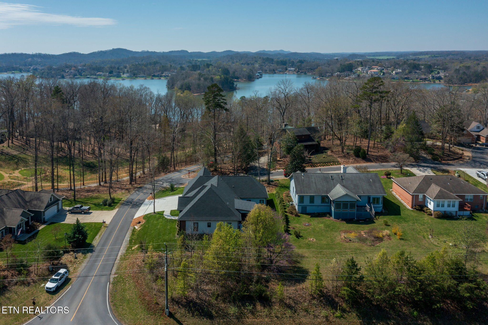 99 Walosi Way Loudon TN 37774