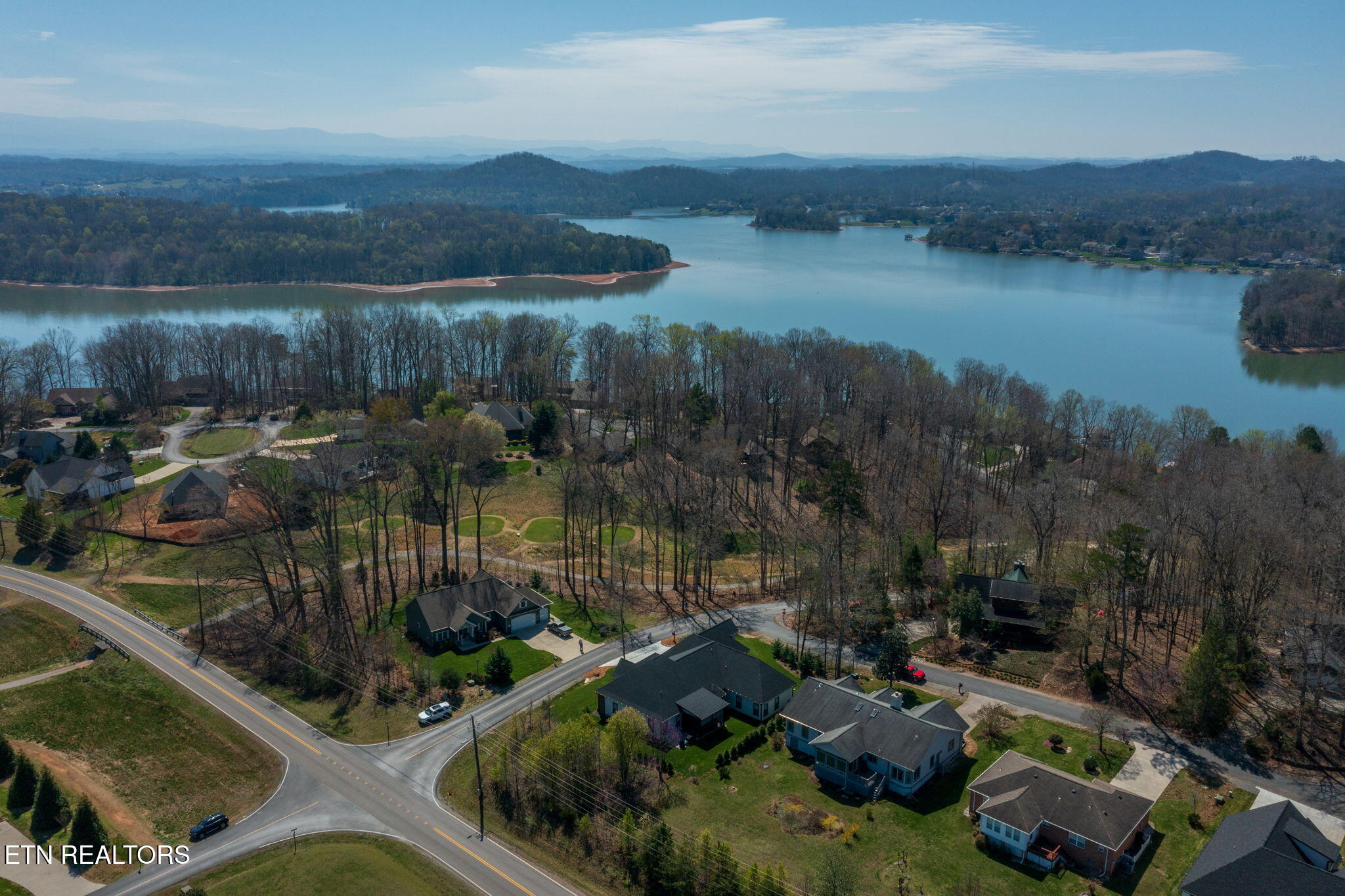 99 Walosi Way Loudon TN 37774