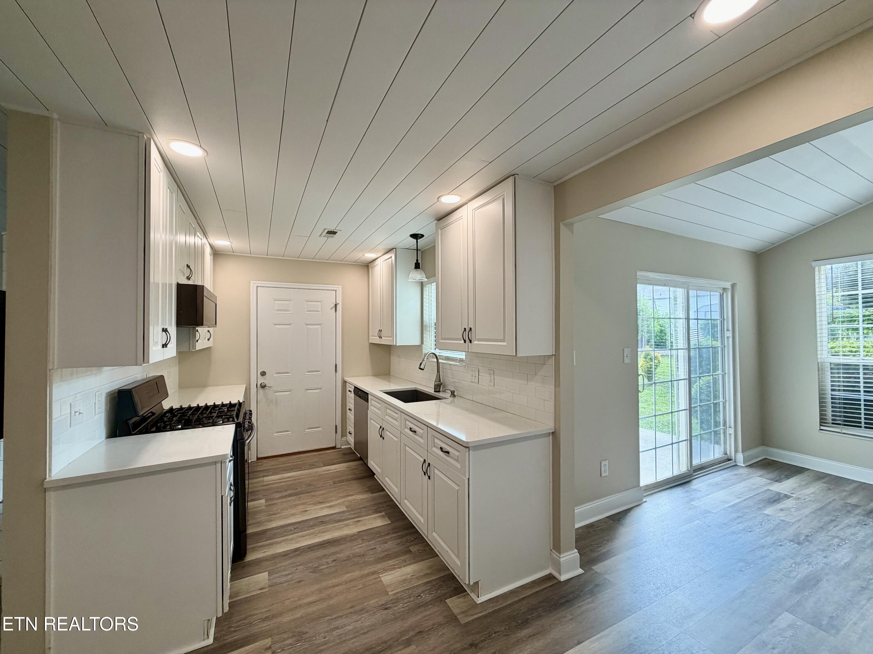 2337 Scanlon Court Powell TN 37849