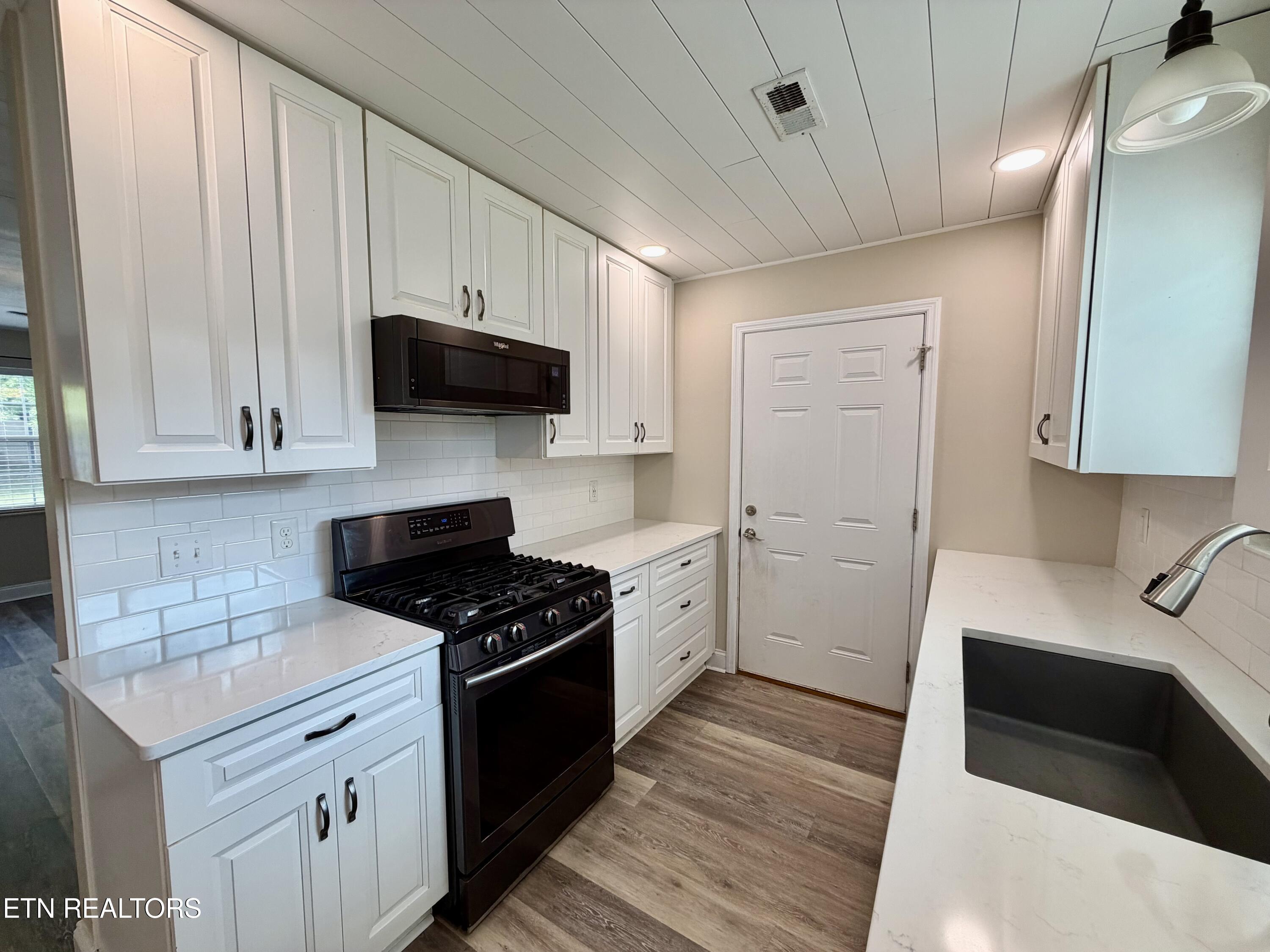 2337 Scanlon Court Powell TN 37849