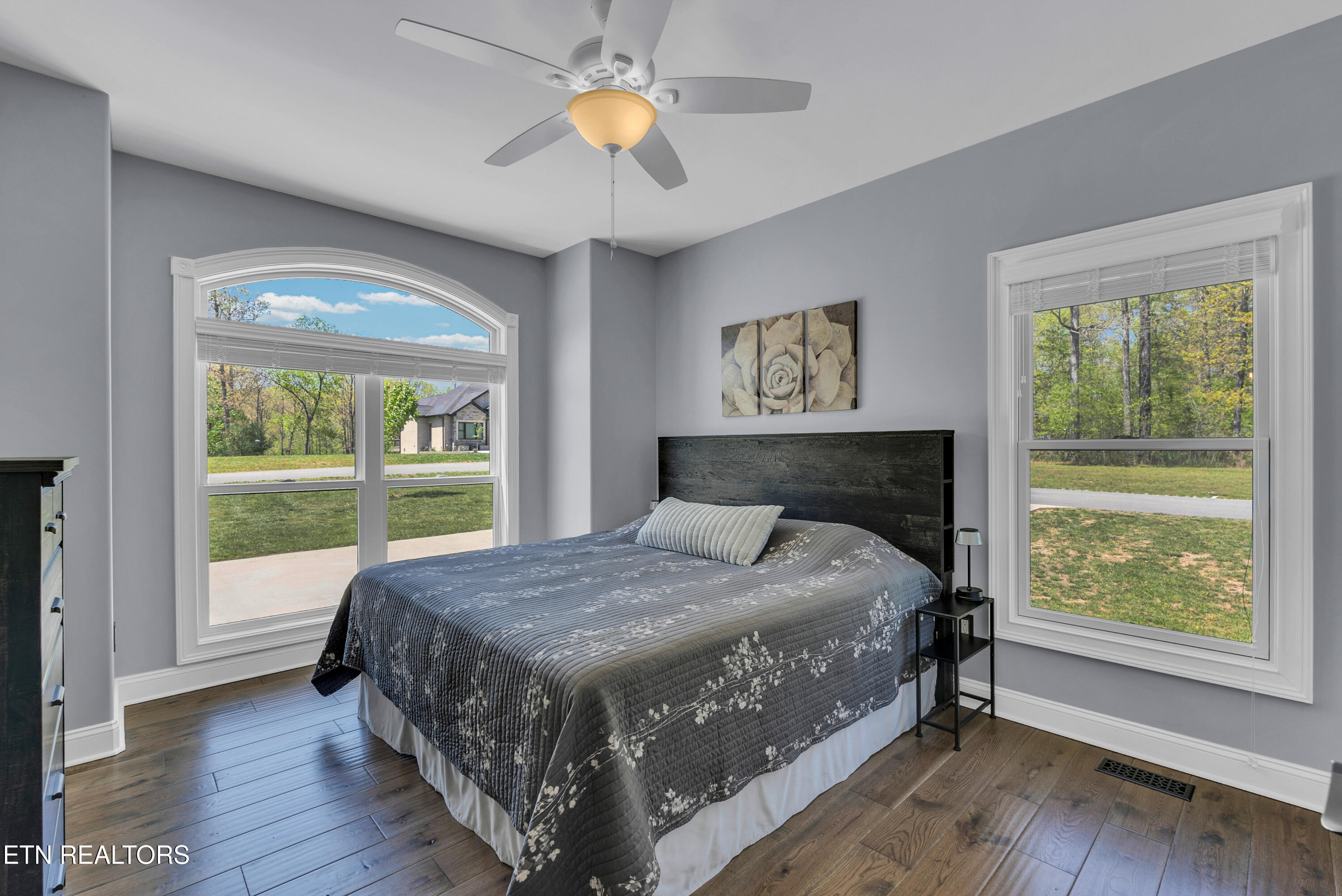 12 Hickory View Lane Crossville TN 38572