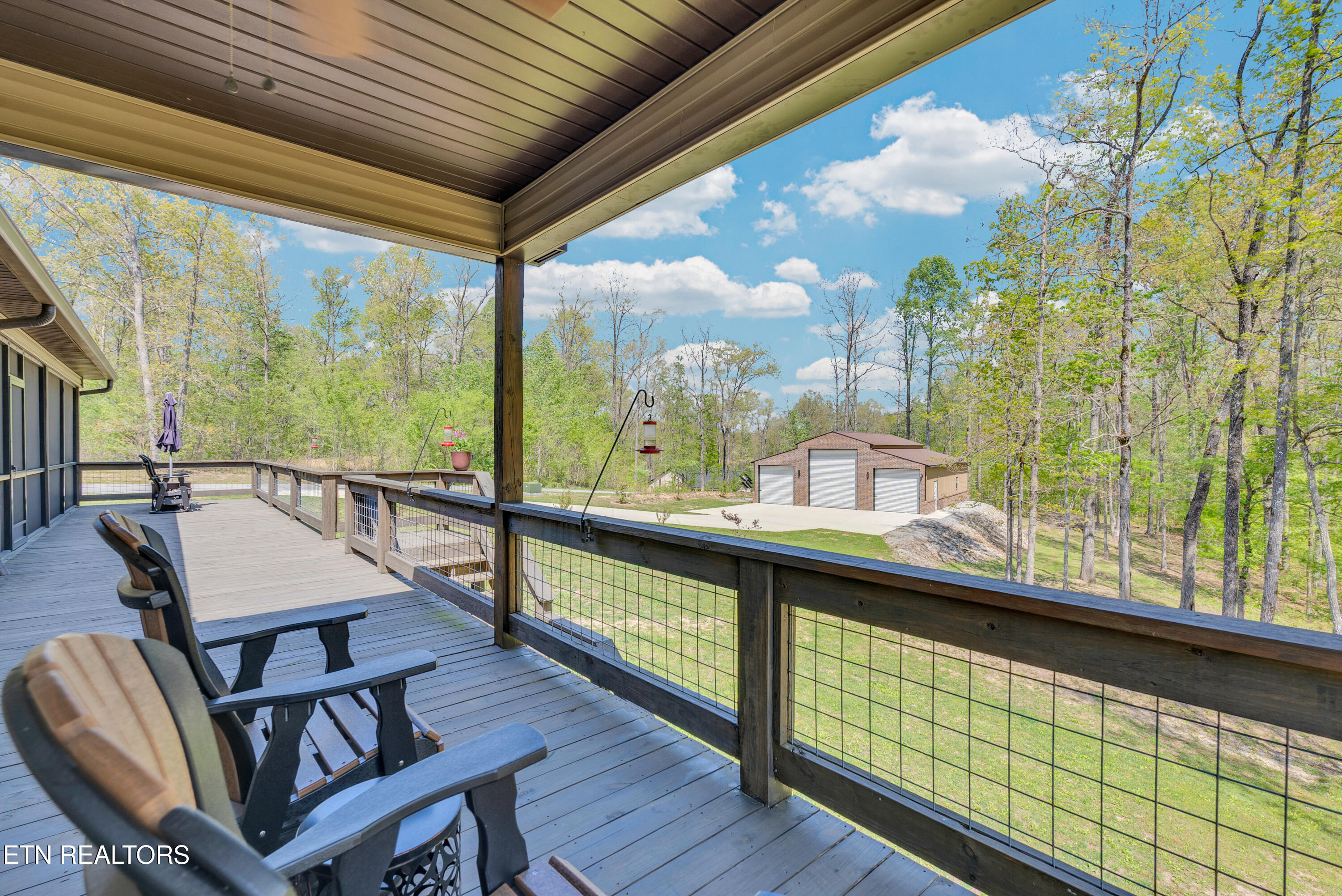12 Hickory View Lane Crossville TN 38572