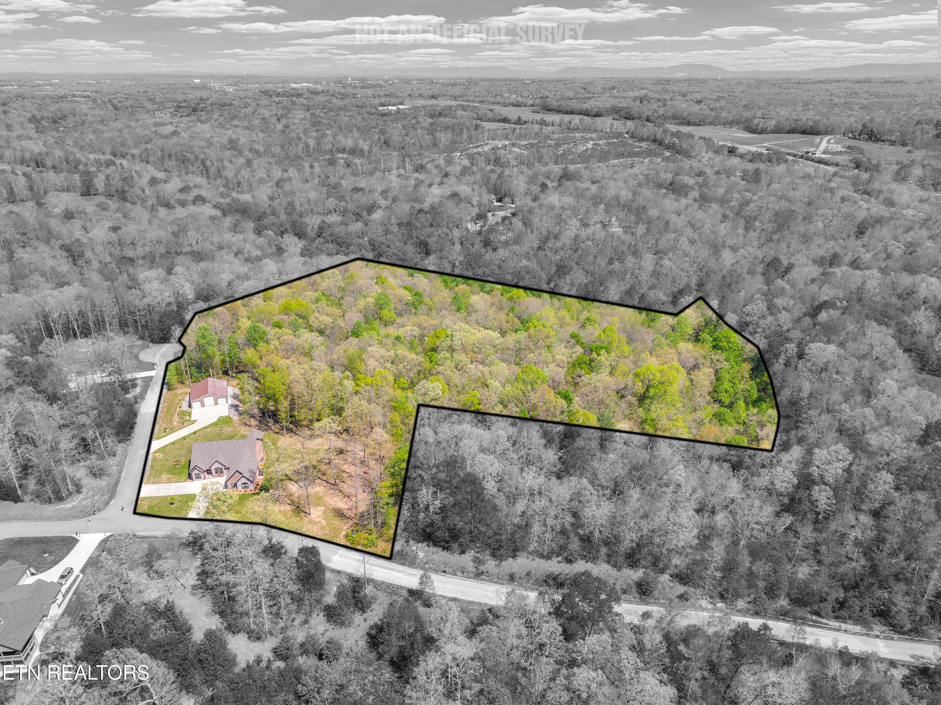 12 Hickory View Lane Crossville TN 38572