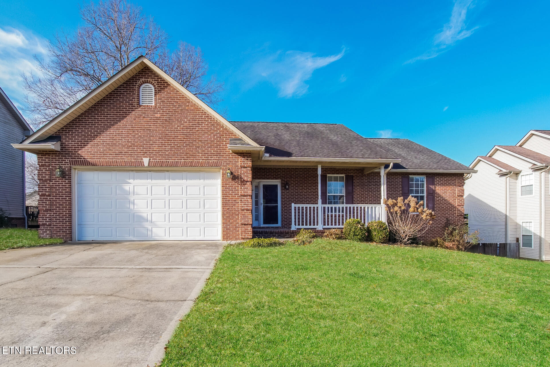 880 Glenfield Drive Lenoir City TN 37771
