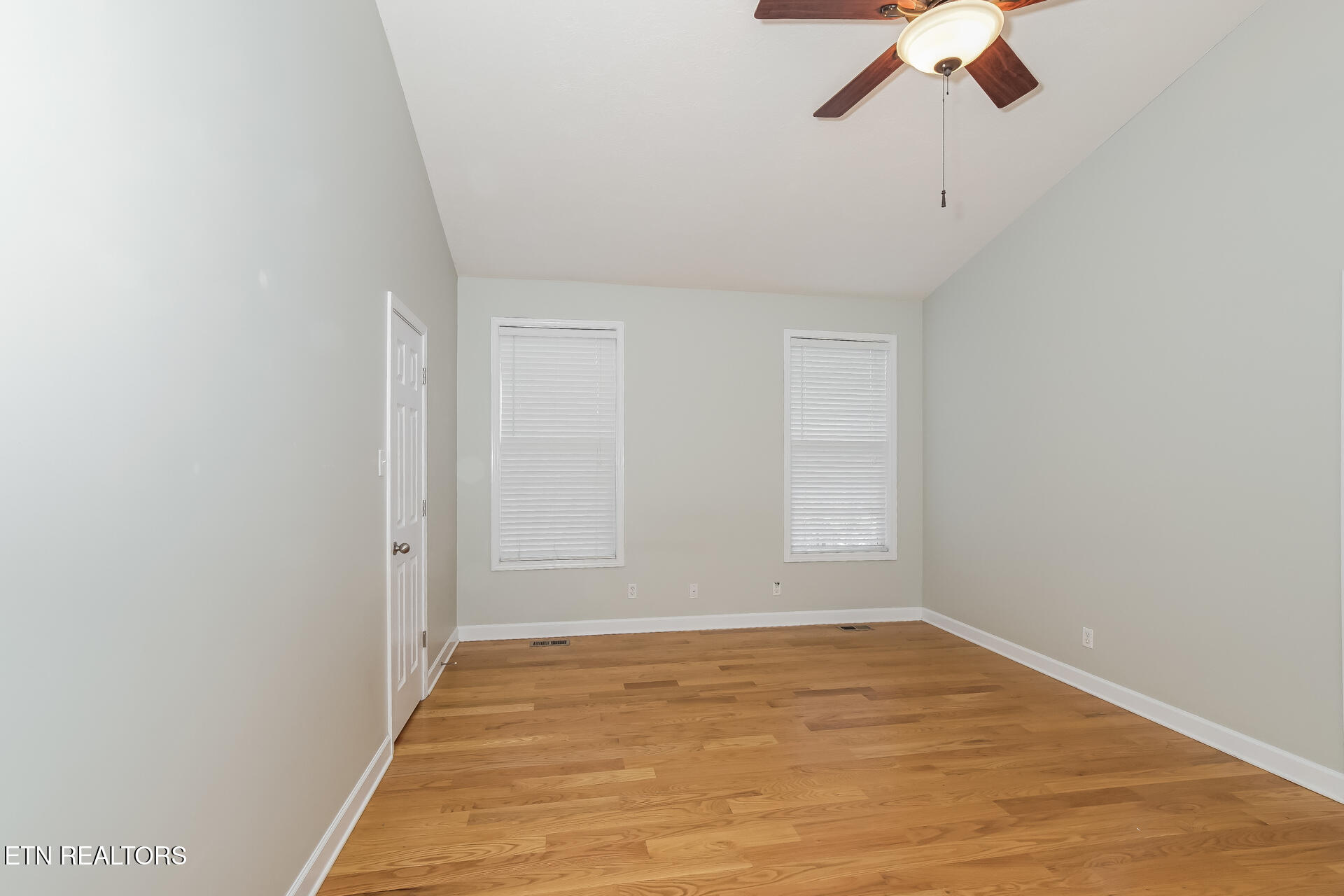 880 Glenfield Drive Lenoir City TN 37771
