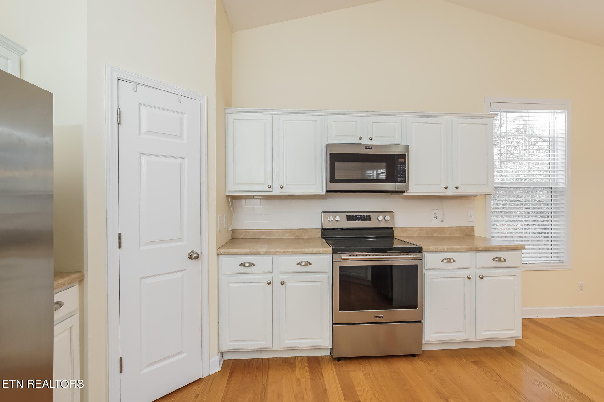880 Glenfield Drive Lenoir City TN 37771