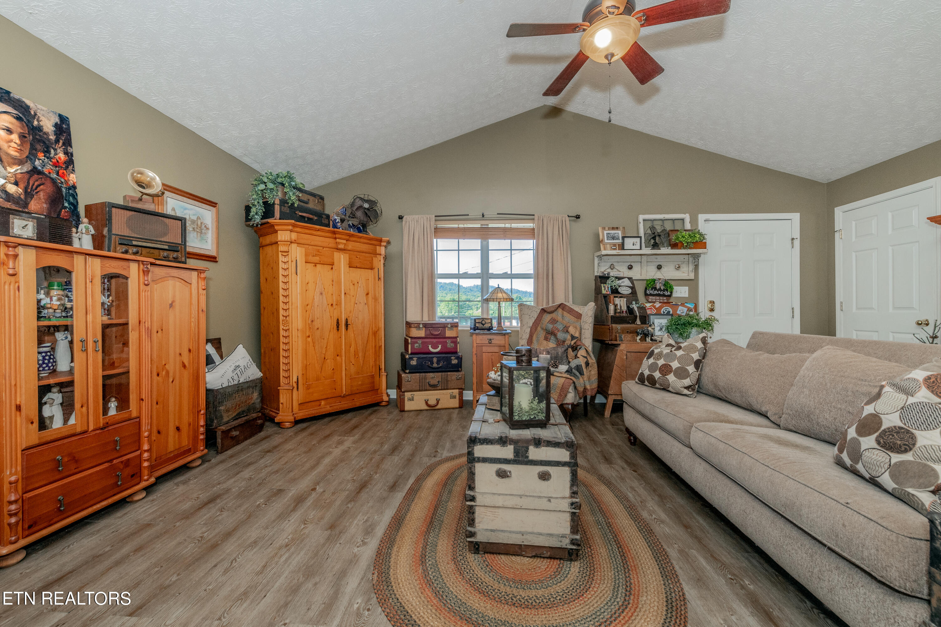 204 Scenic Springs Lane Maynardville TN 37807
