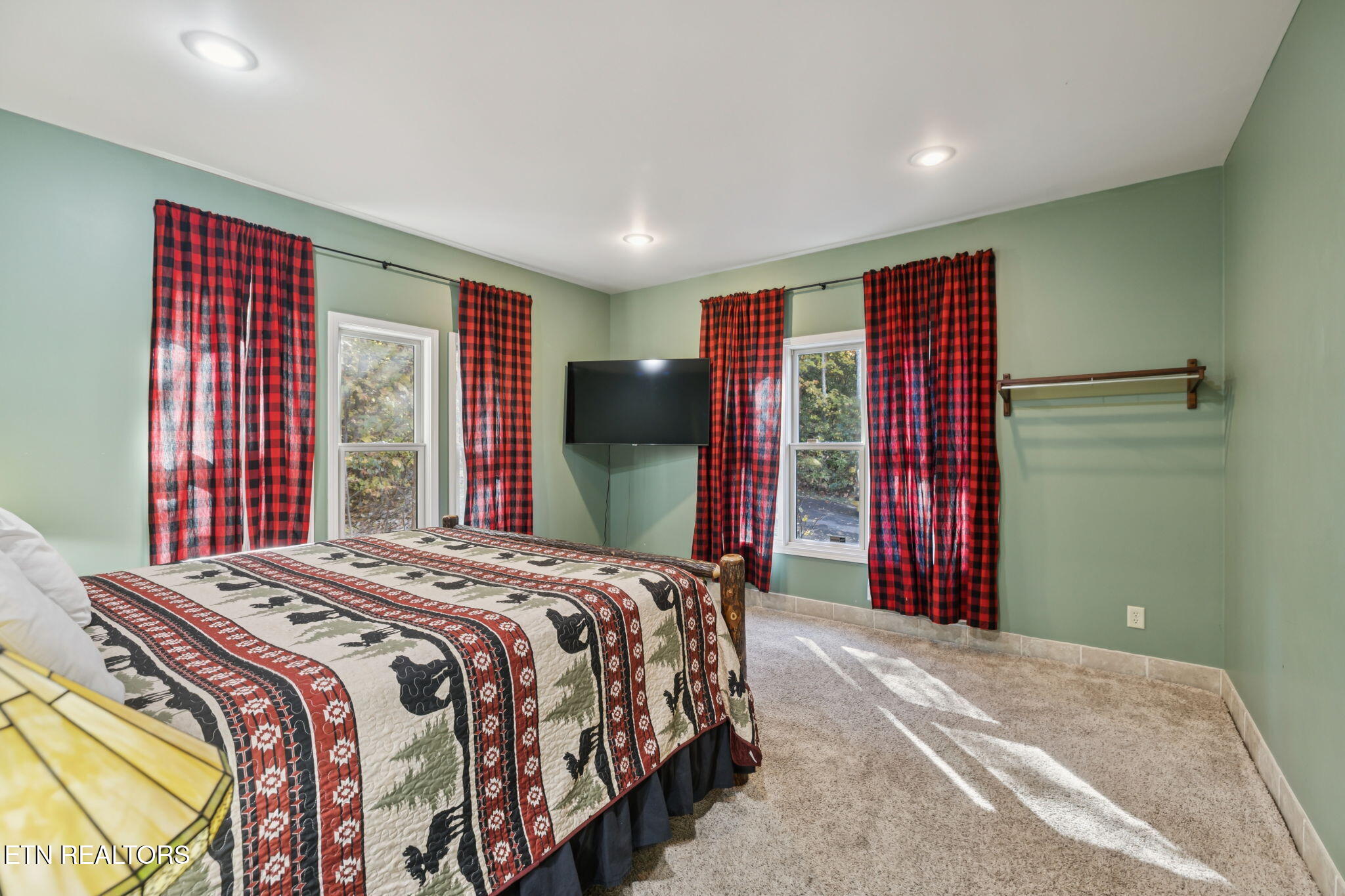 3715 Cinnamon Way Sevierville TN 37862