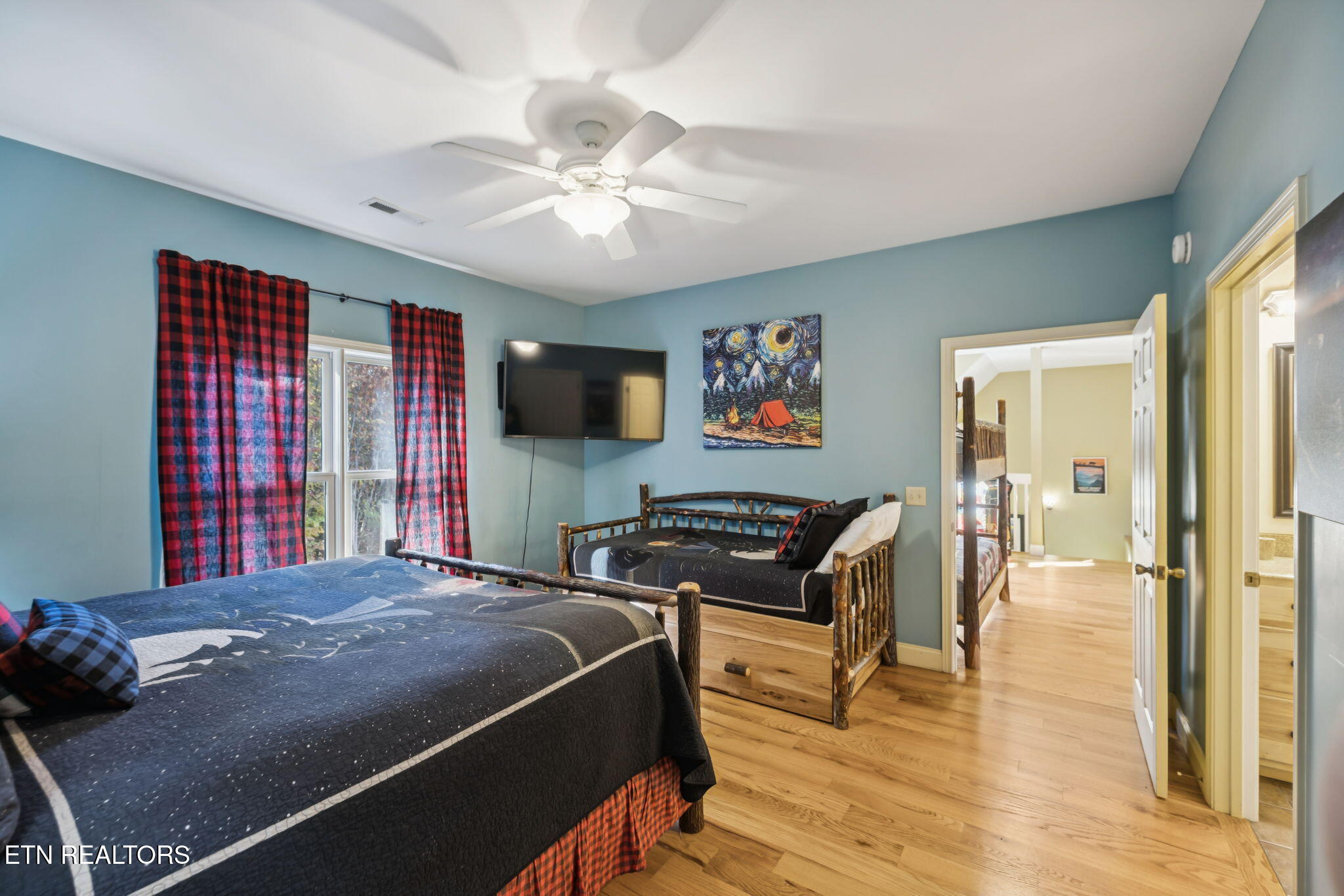 3715 Cinnamon Way Sevierville TN 37862