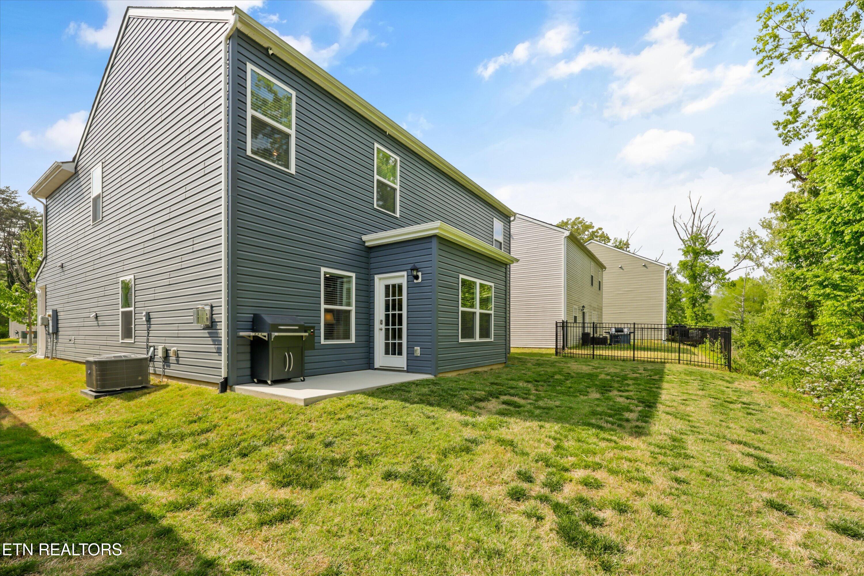 9716 War Admiral Lane Knoxville TN 37931