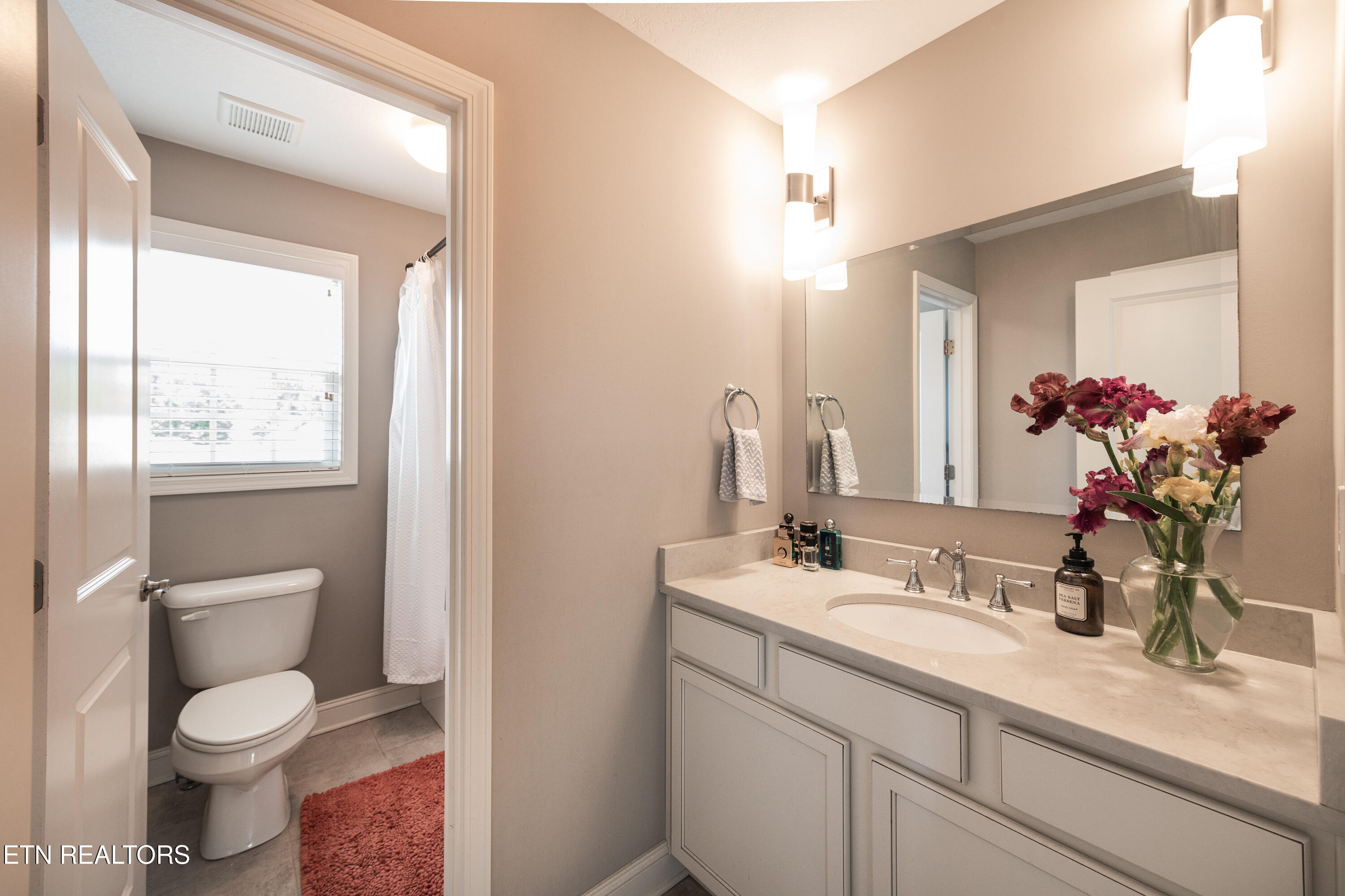 1027 Prince George Parish Drive Knoxville TN 37934