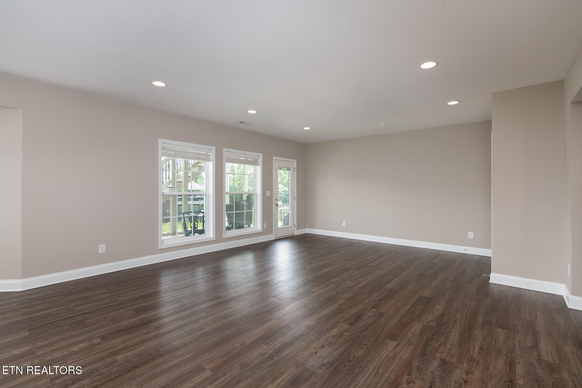 1027 Prince George Parish Drive Knoxville TN 37934