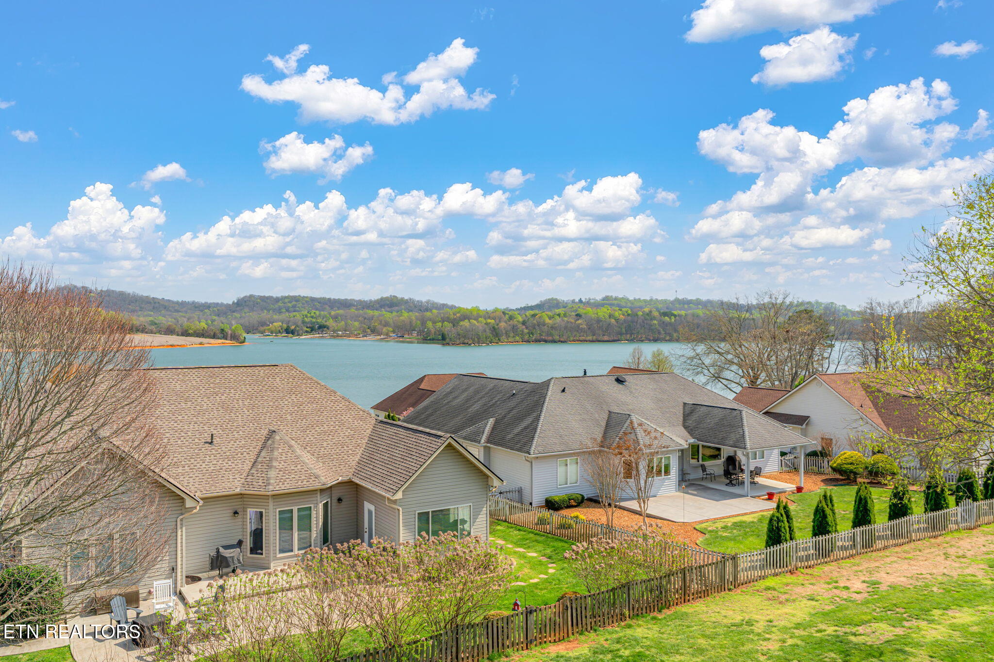 318 Cheestana Way Loudon TN 37774