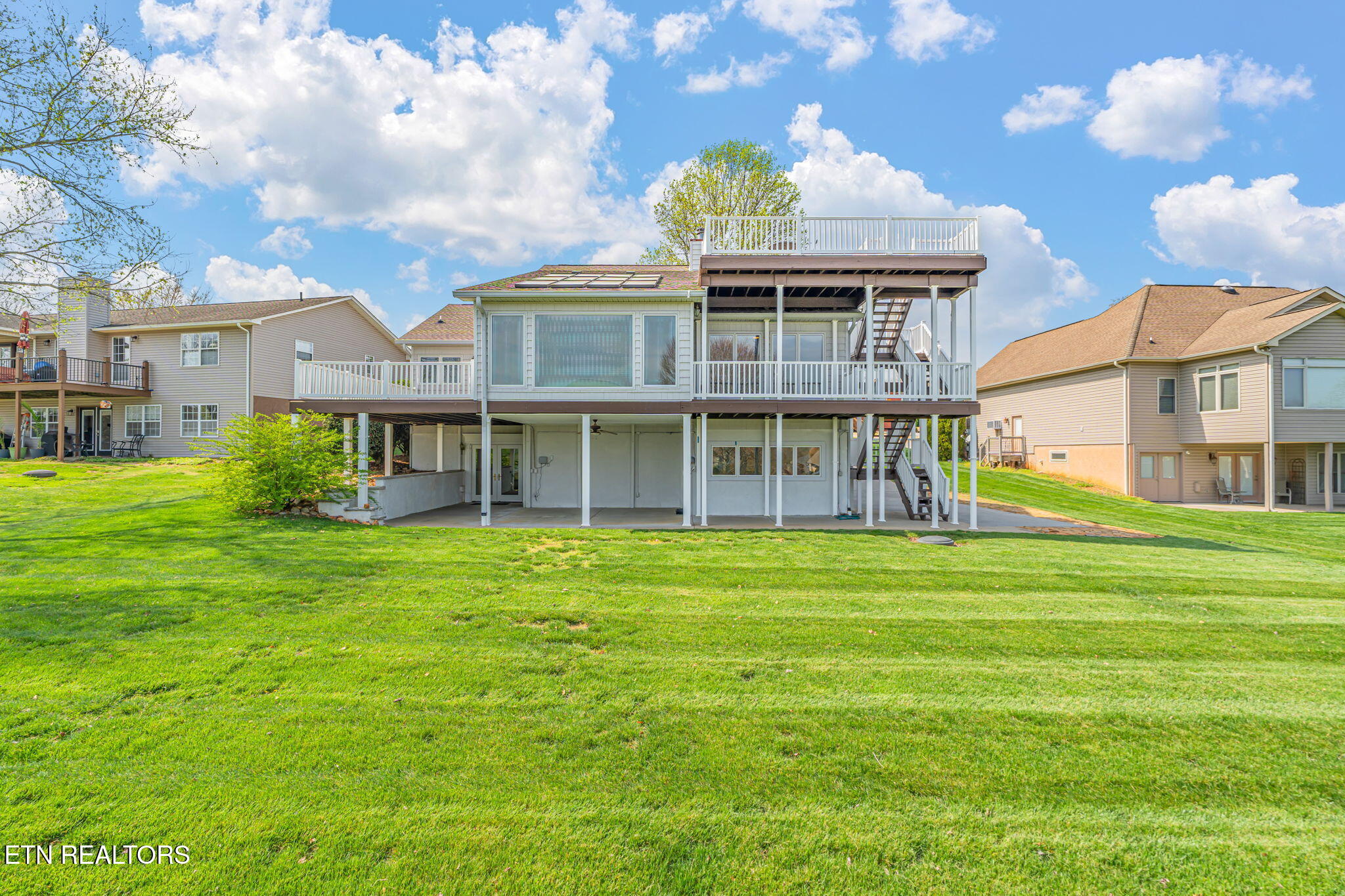 318 Cheestana Way Loudon TN 37774