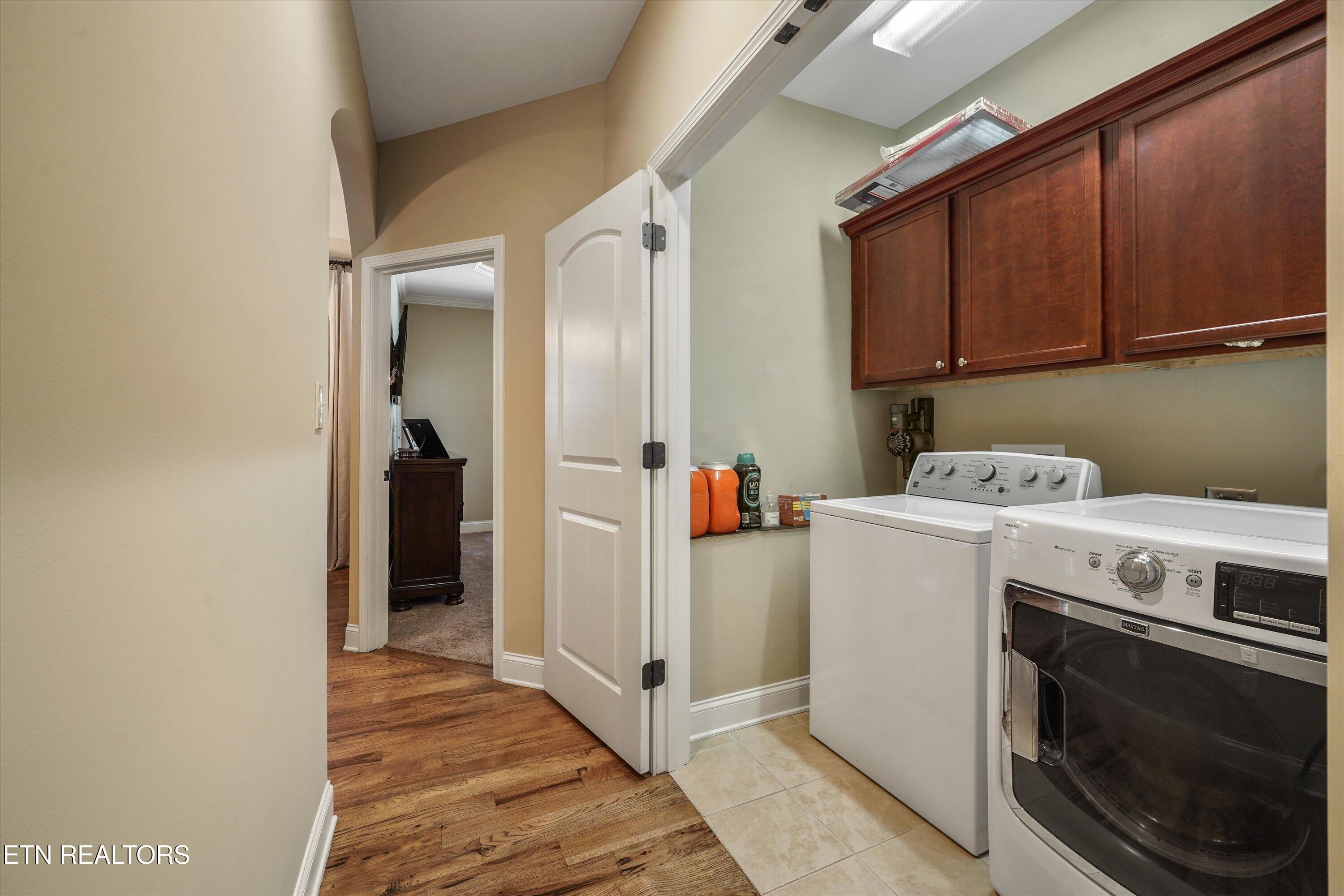 1341 Hillvale Road Louisville TN 37777