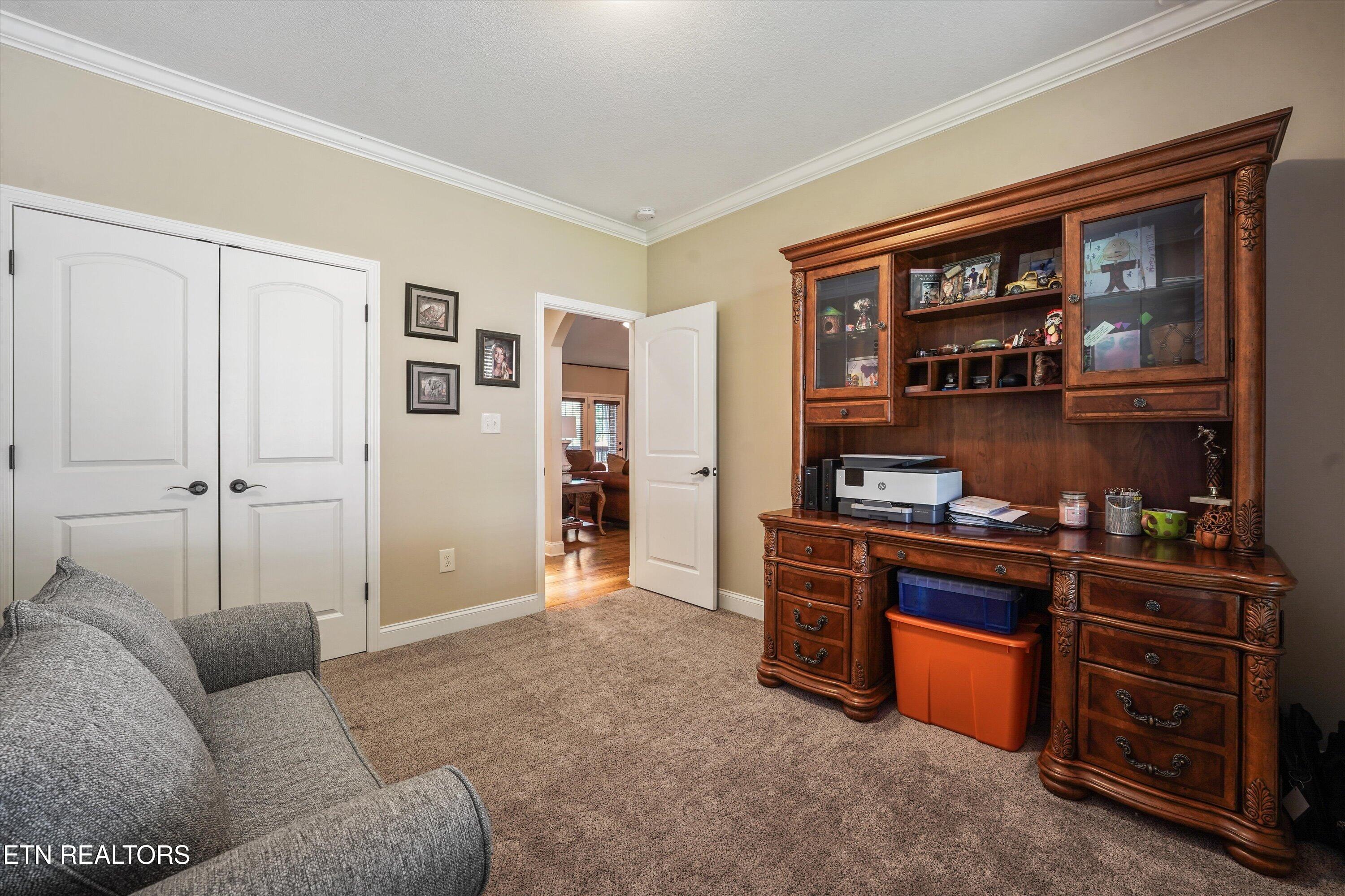 1341 Hillvale Road Louisville TN 37777