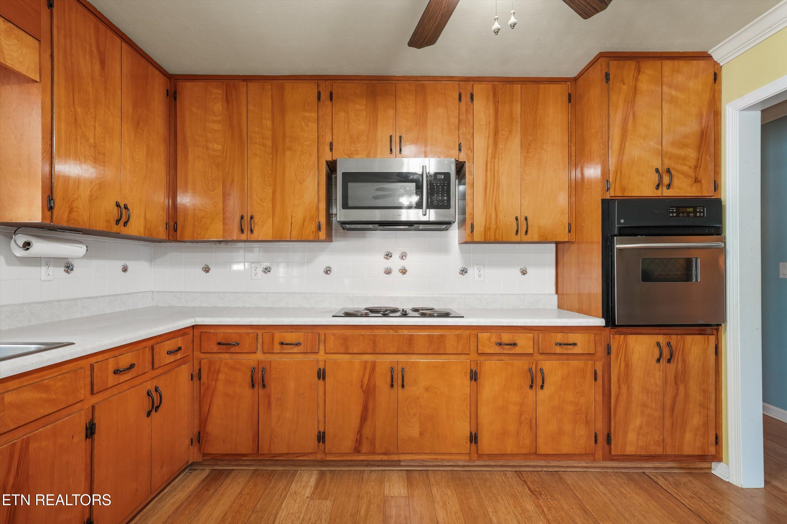 813/815 Stephens Road Rocky Top TN 37769