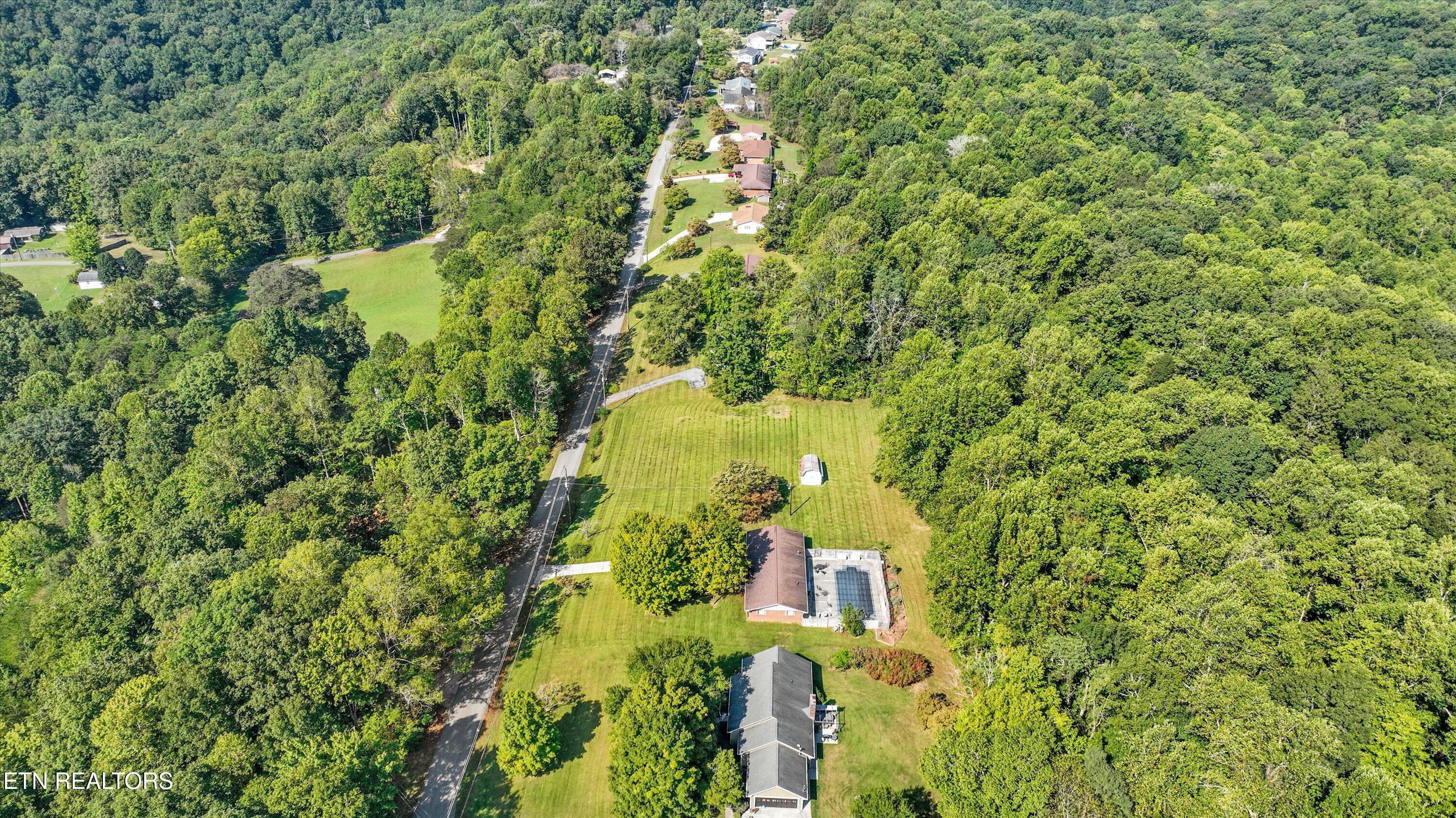 813/815 Stephens Road Rocky Top TN 37769