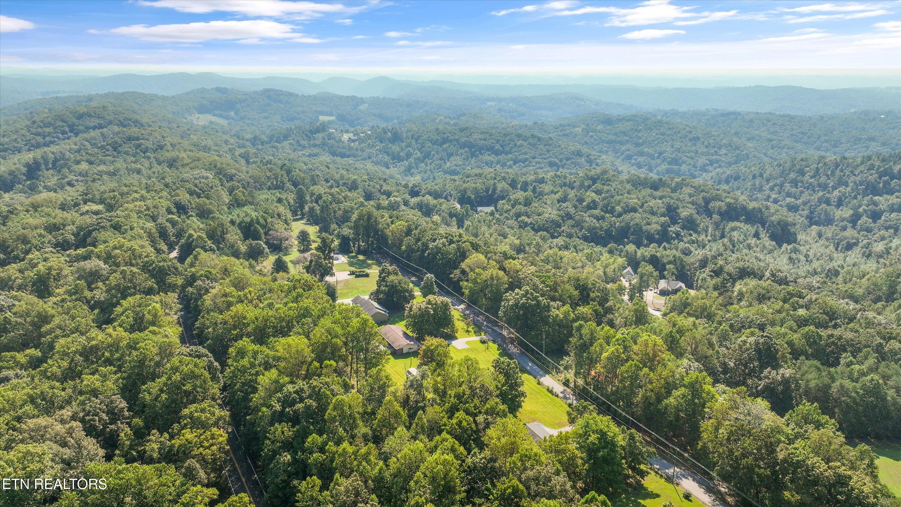 813/815 Stephens Road Rocky Top TN 37769