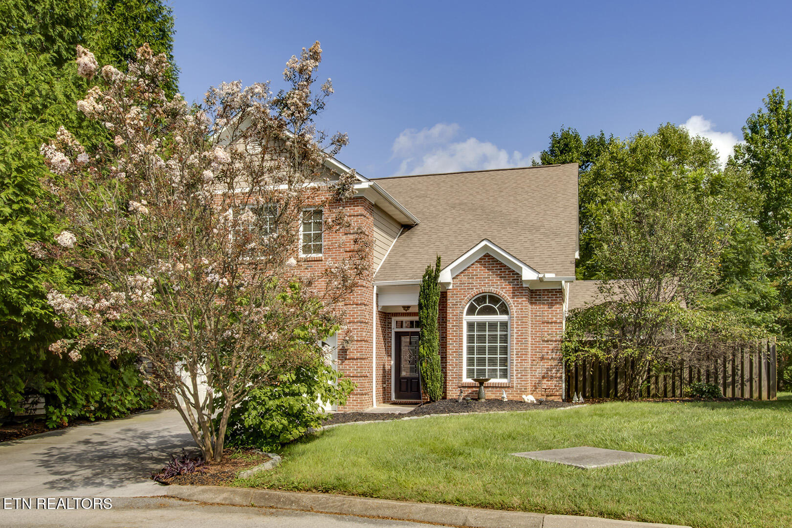 8511 King Arthur Lane Knoxville TN 37923